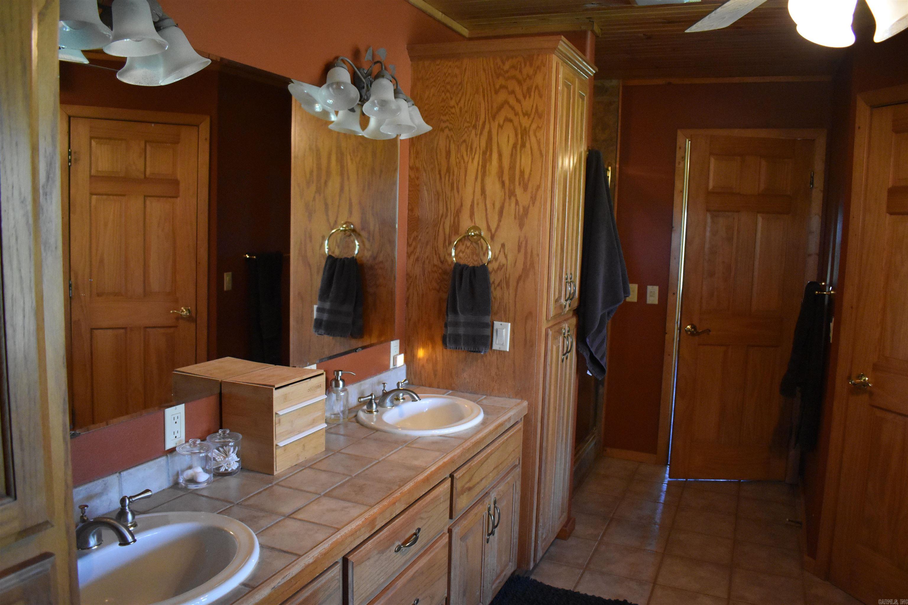 12192 Point Breeze Road  Parks, AR