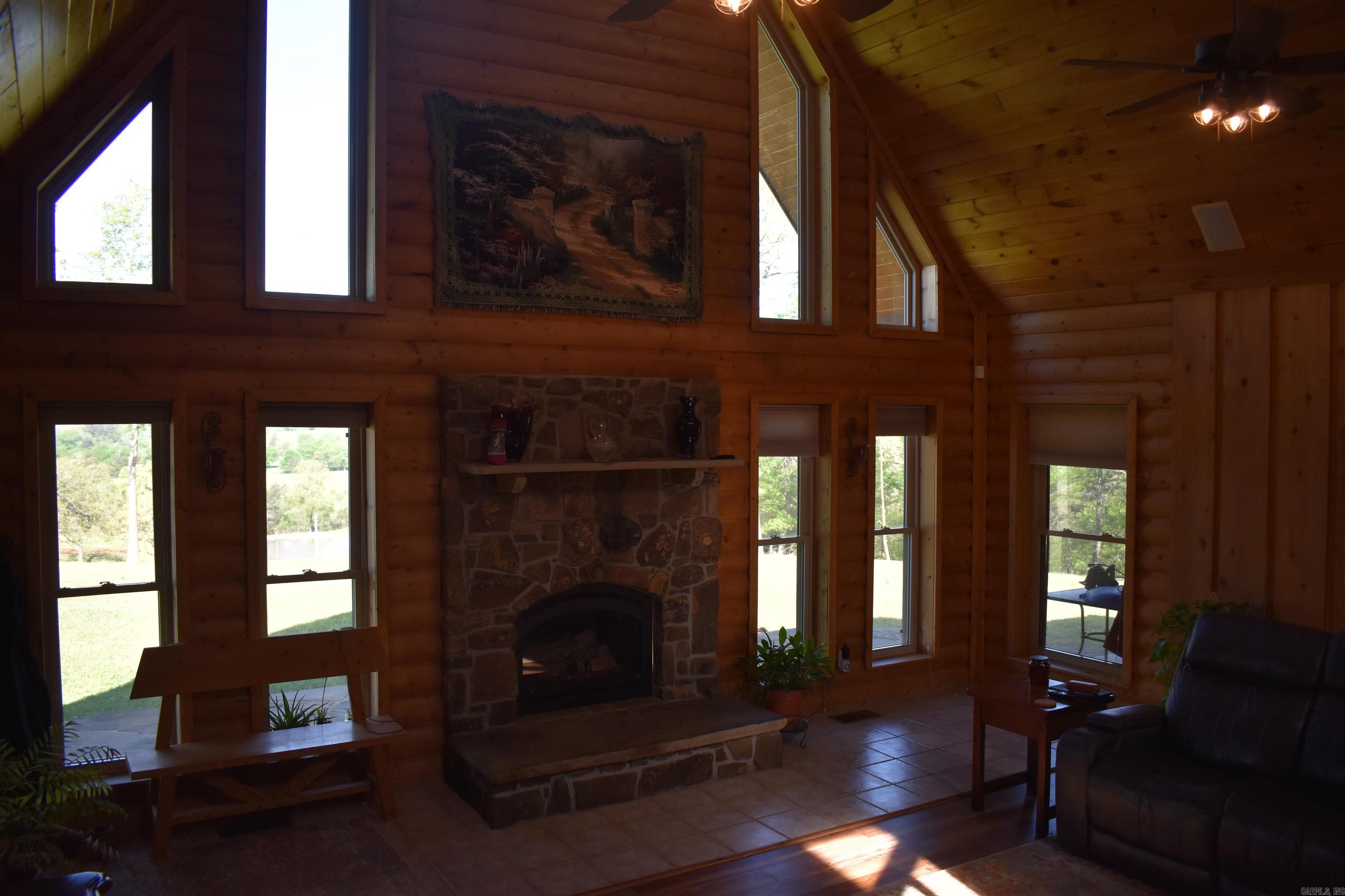 12192 Point Breeze Road  Parks, AR