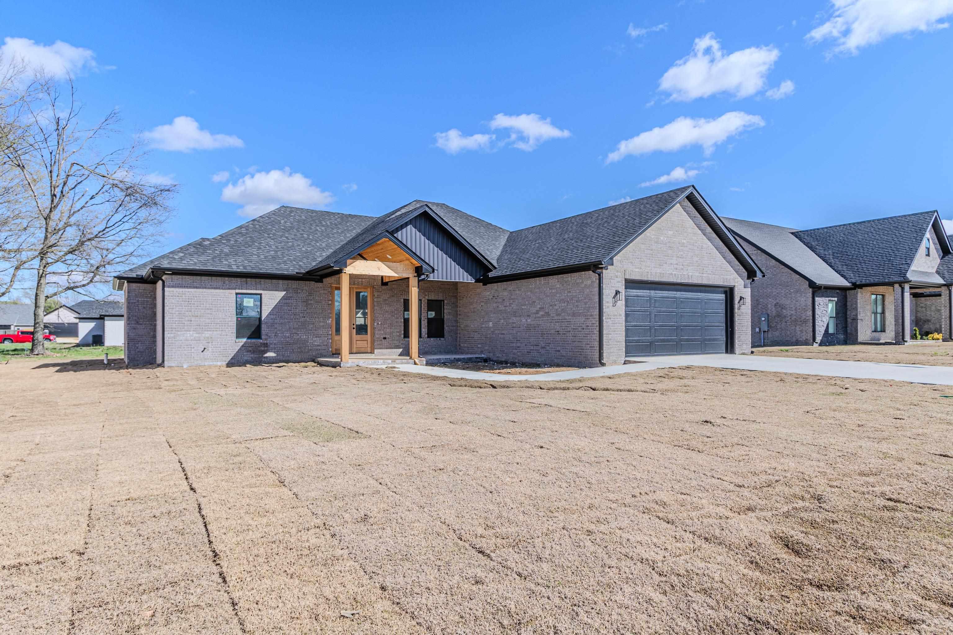 1401 S 31 1/2 Paragould, AR 72450