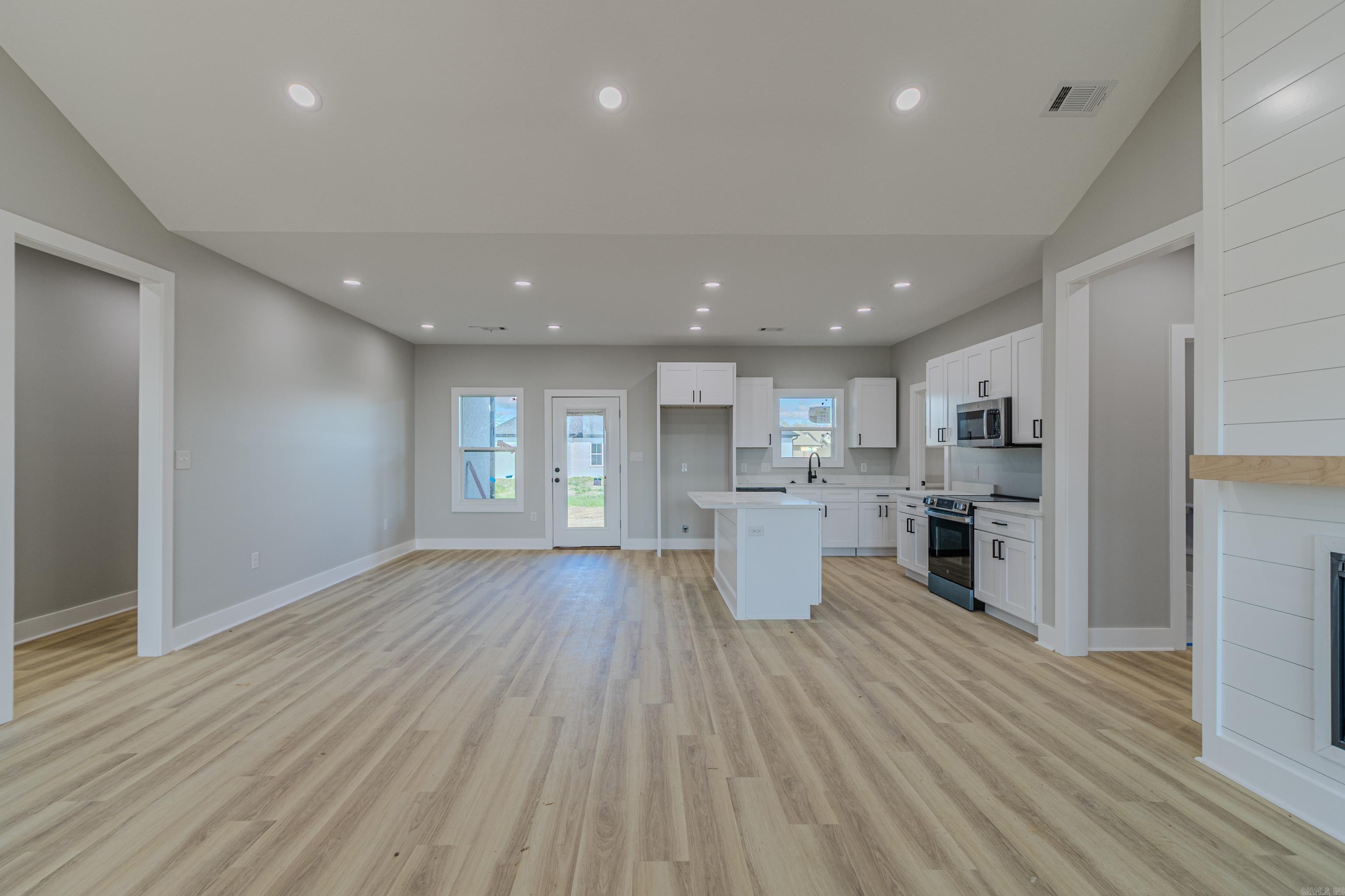 1401 S 31 1/2 Paragould, AR 72450