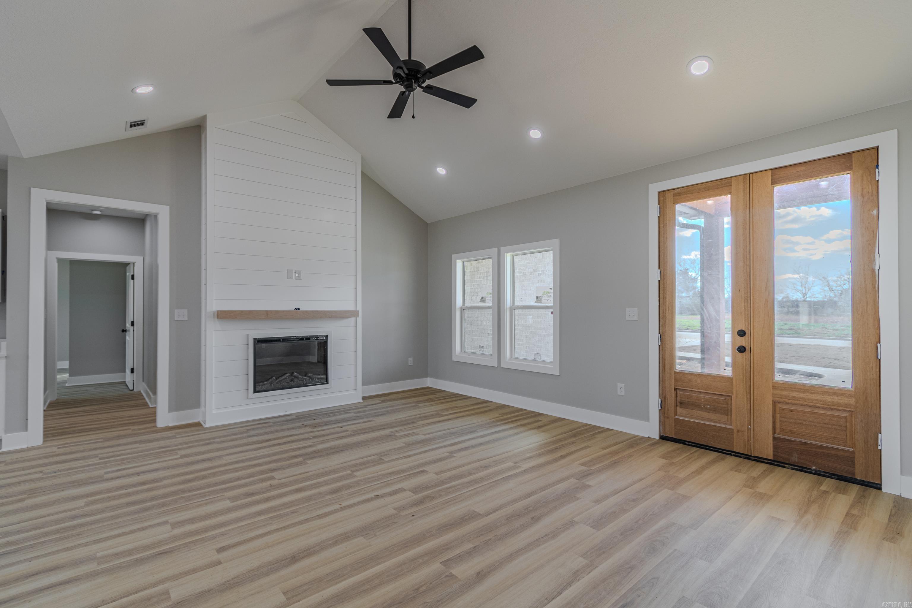 1401 S 31 1/2 Paragould, AR 72450