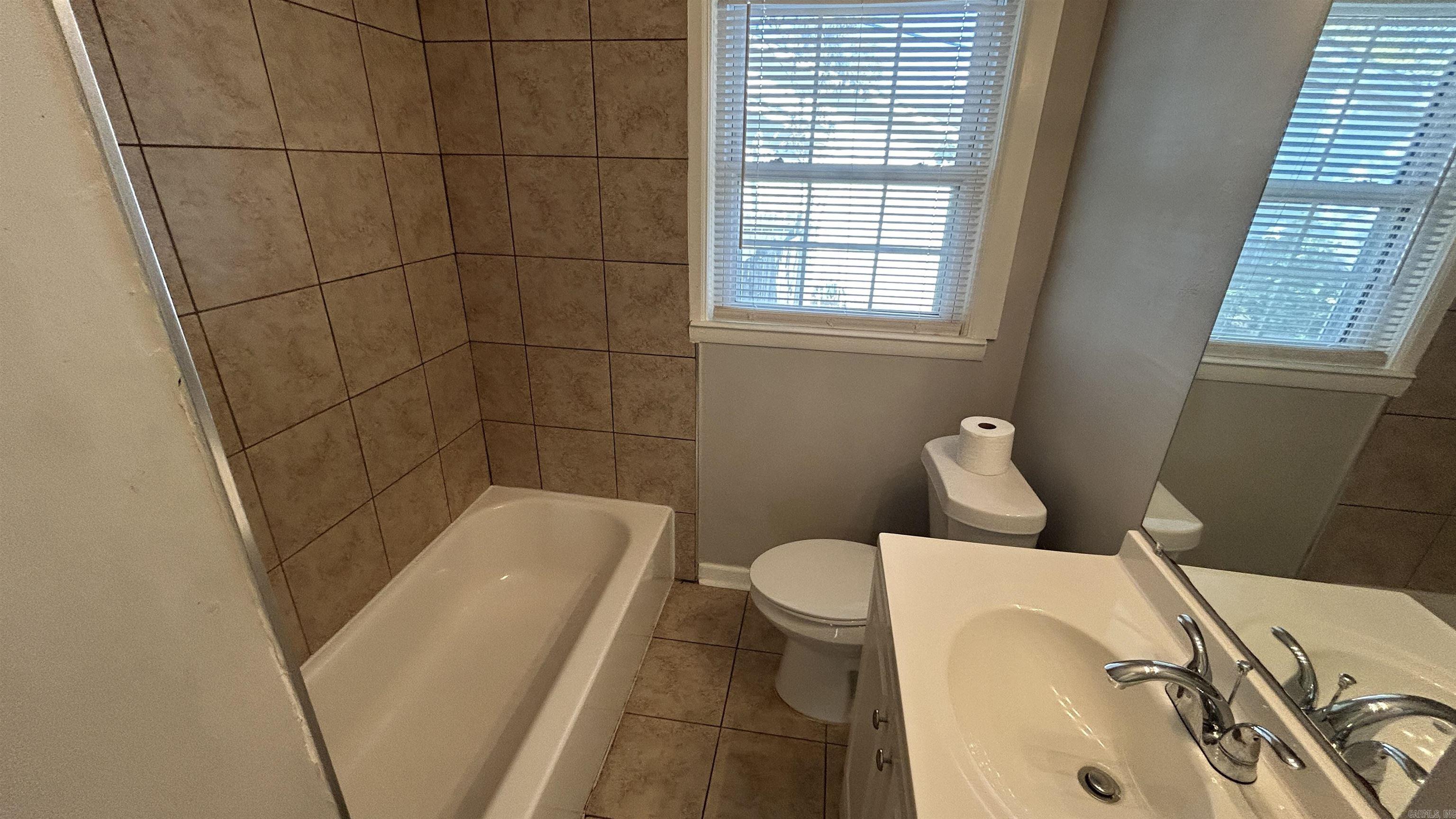 301 W Pine  Benton, AR