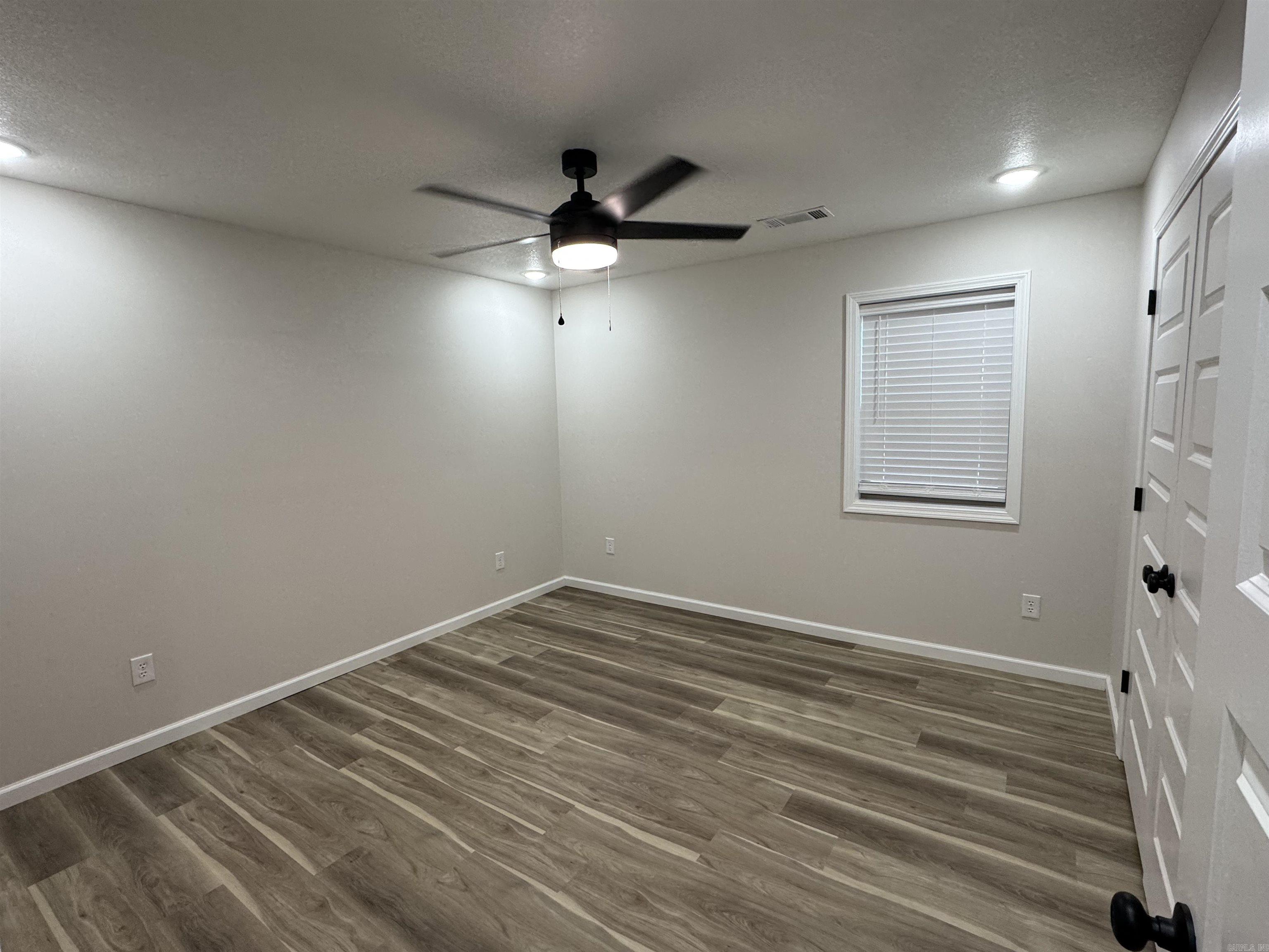 1300 S 7 St  Paragould, AR