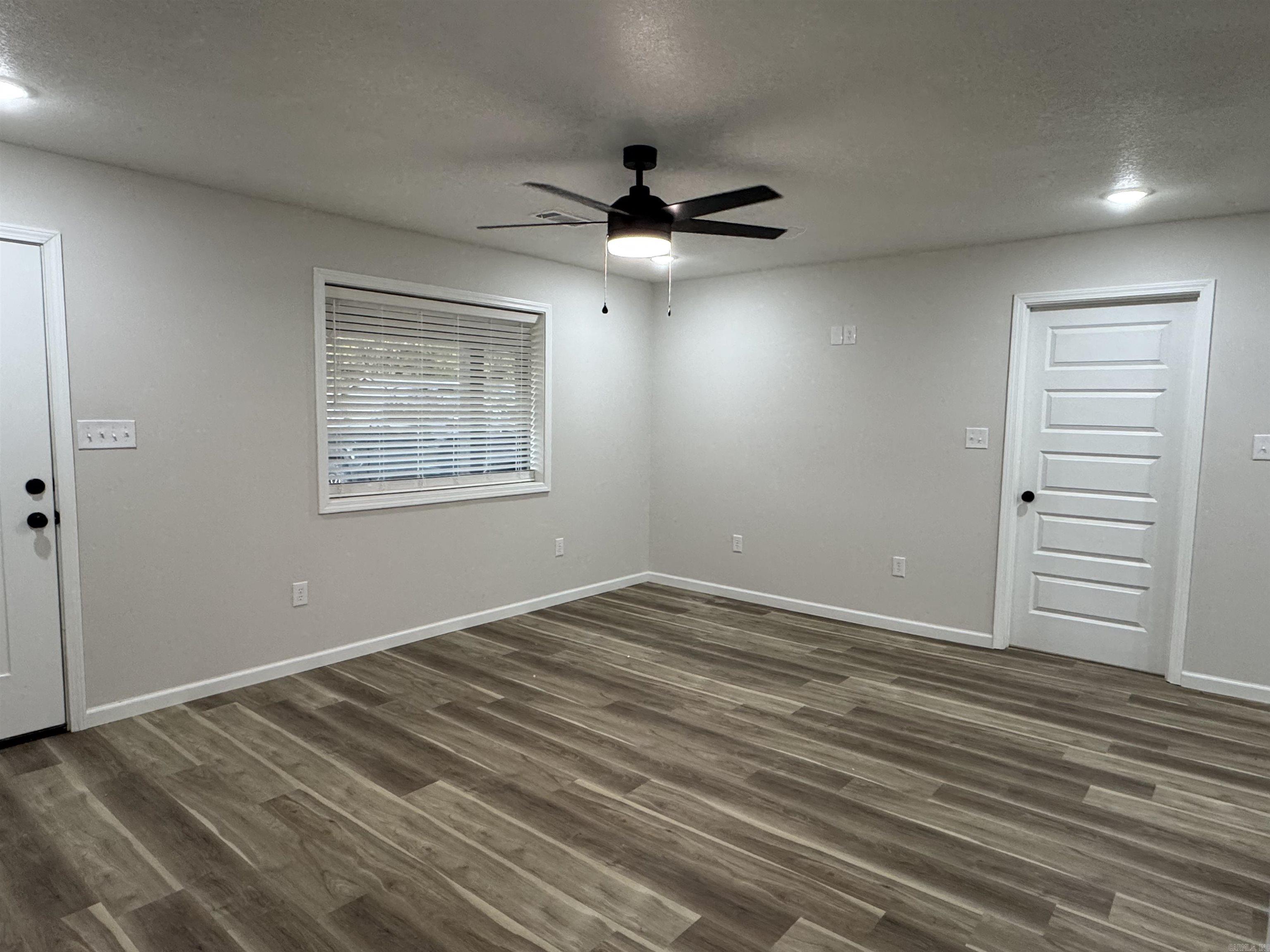 1300 S 7 St  Paragould, AR