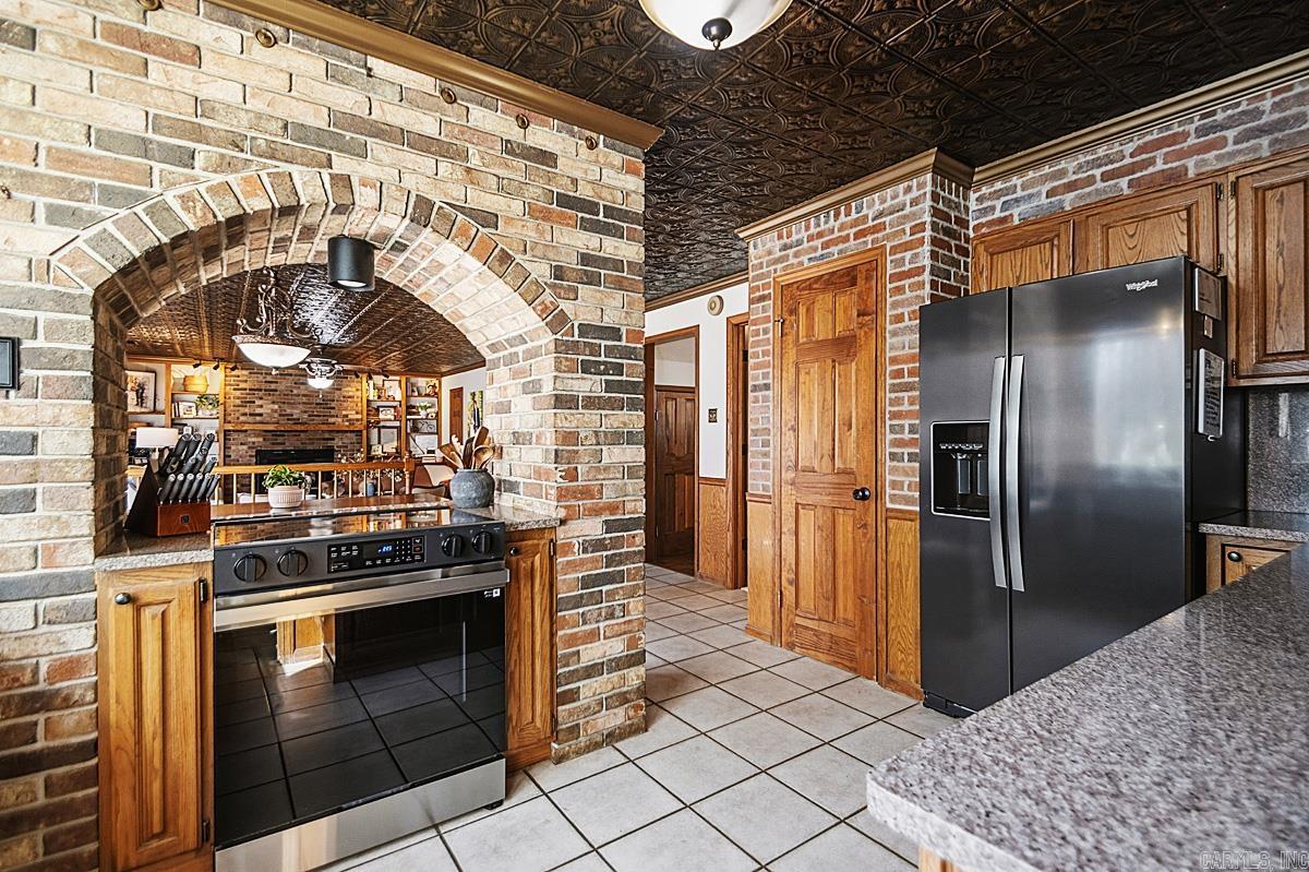 19125 Kanis  Little Rock, AR