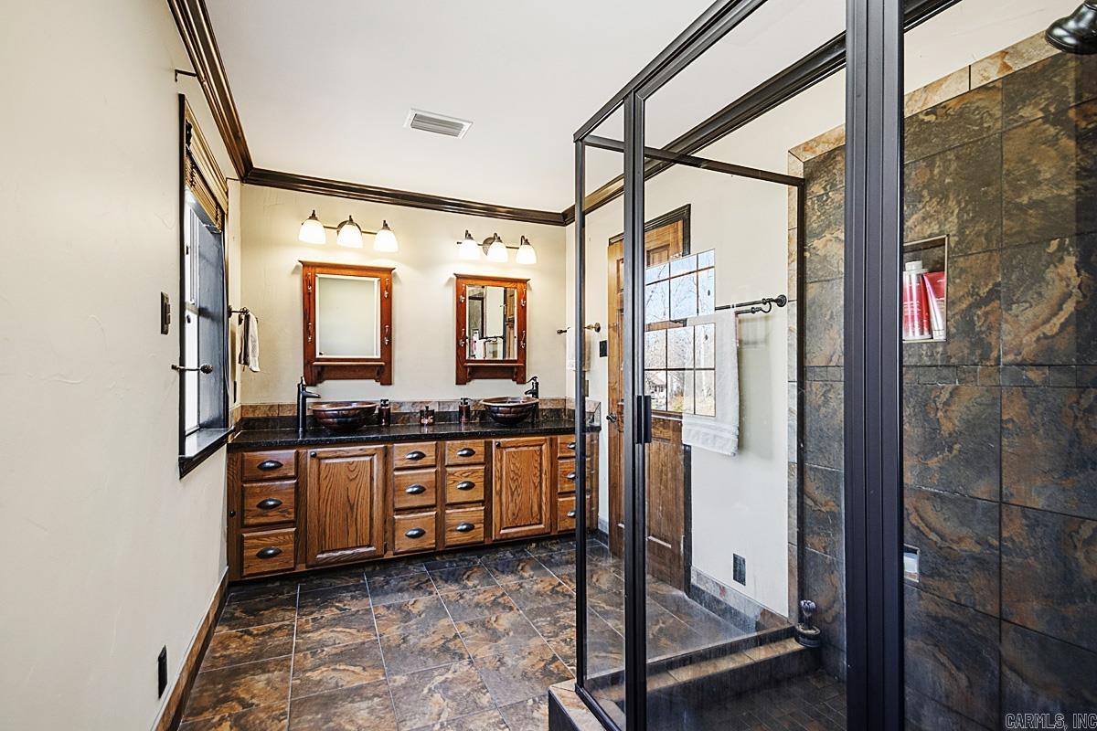 19125 Kanis  Little Rock, AR