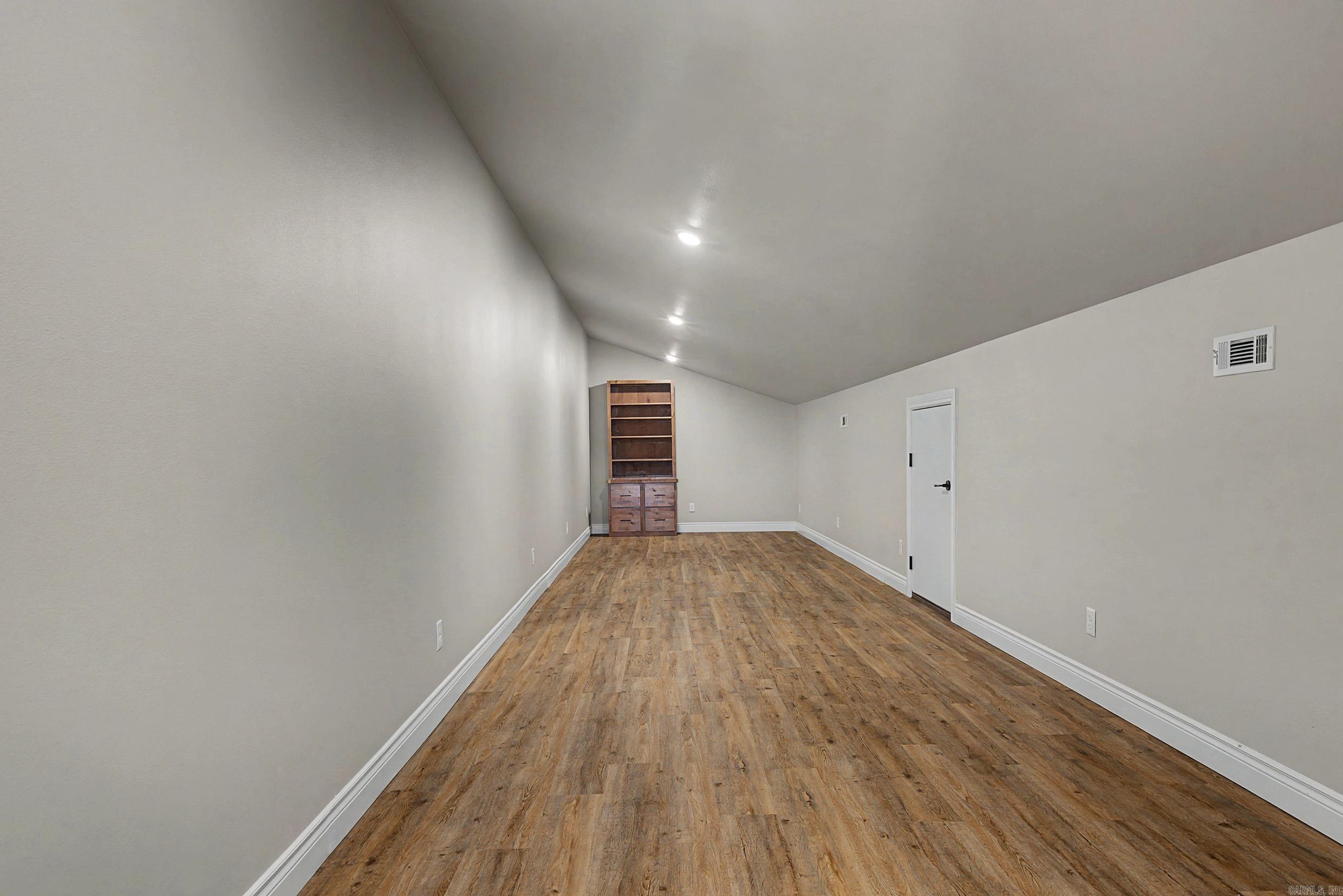 5 Sowbug Circle  Cotter, AR