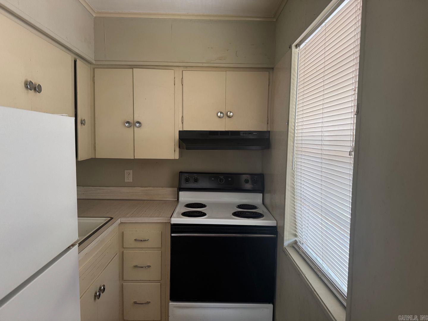 318 E Purdon  England, AR