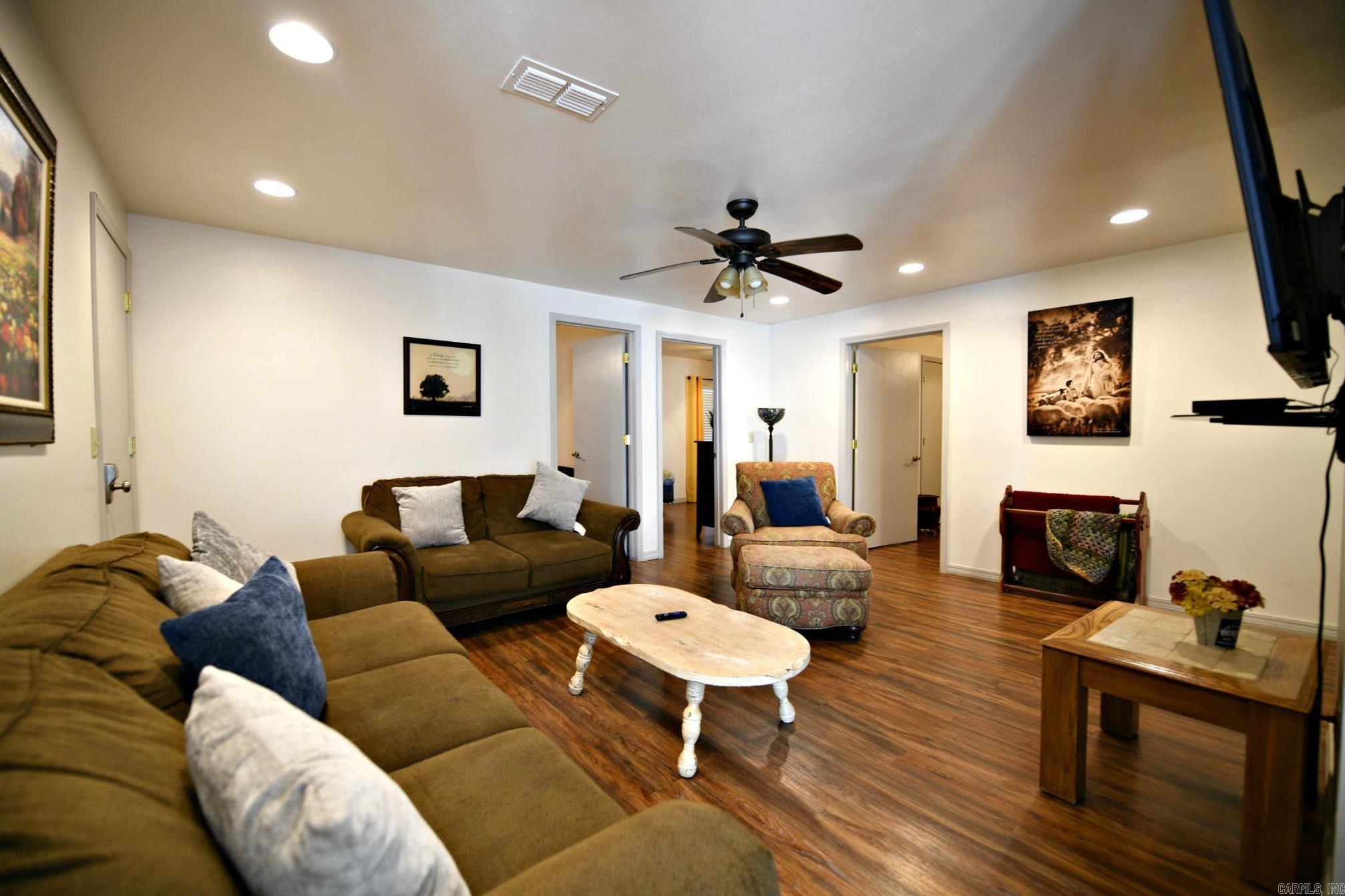 105 Polk Road 282  Hatfield, AR