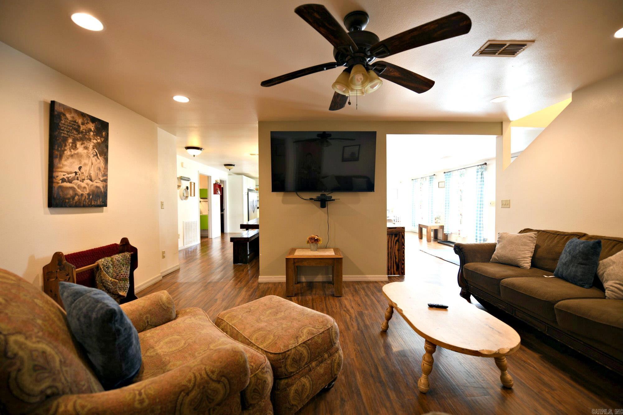 105 Polk Road 282  Hatfield, AR