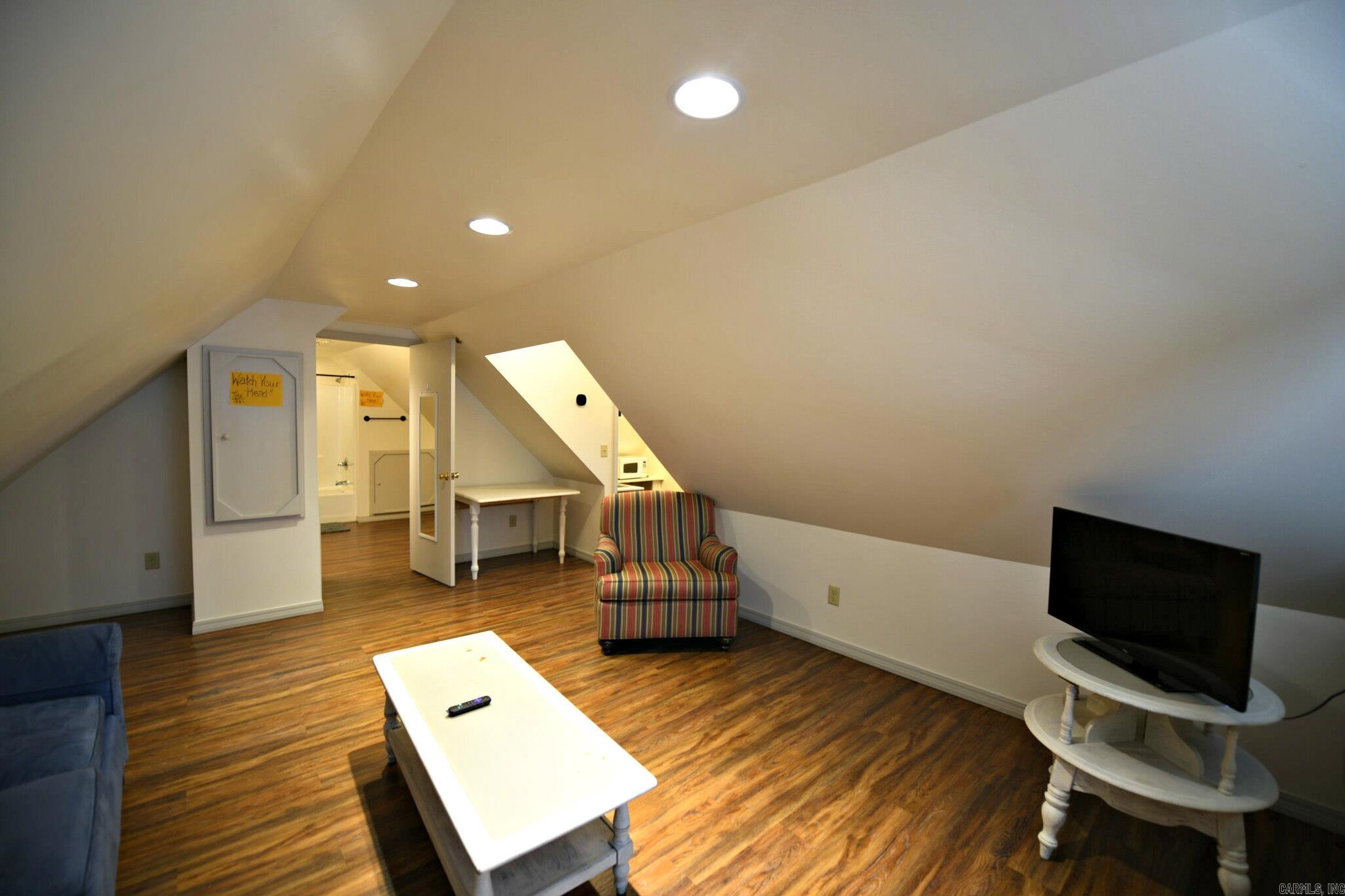 105 Polk Road 282  Hatfield, AR