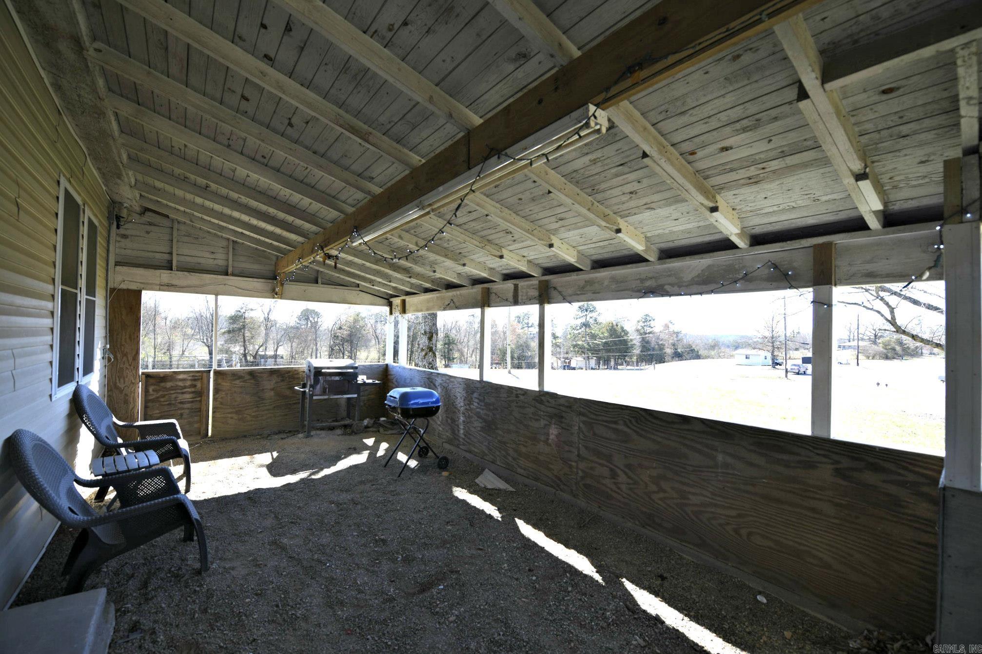 105 Polk Road 282  Hatfield, AR