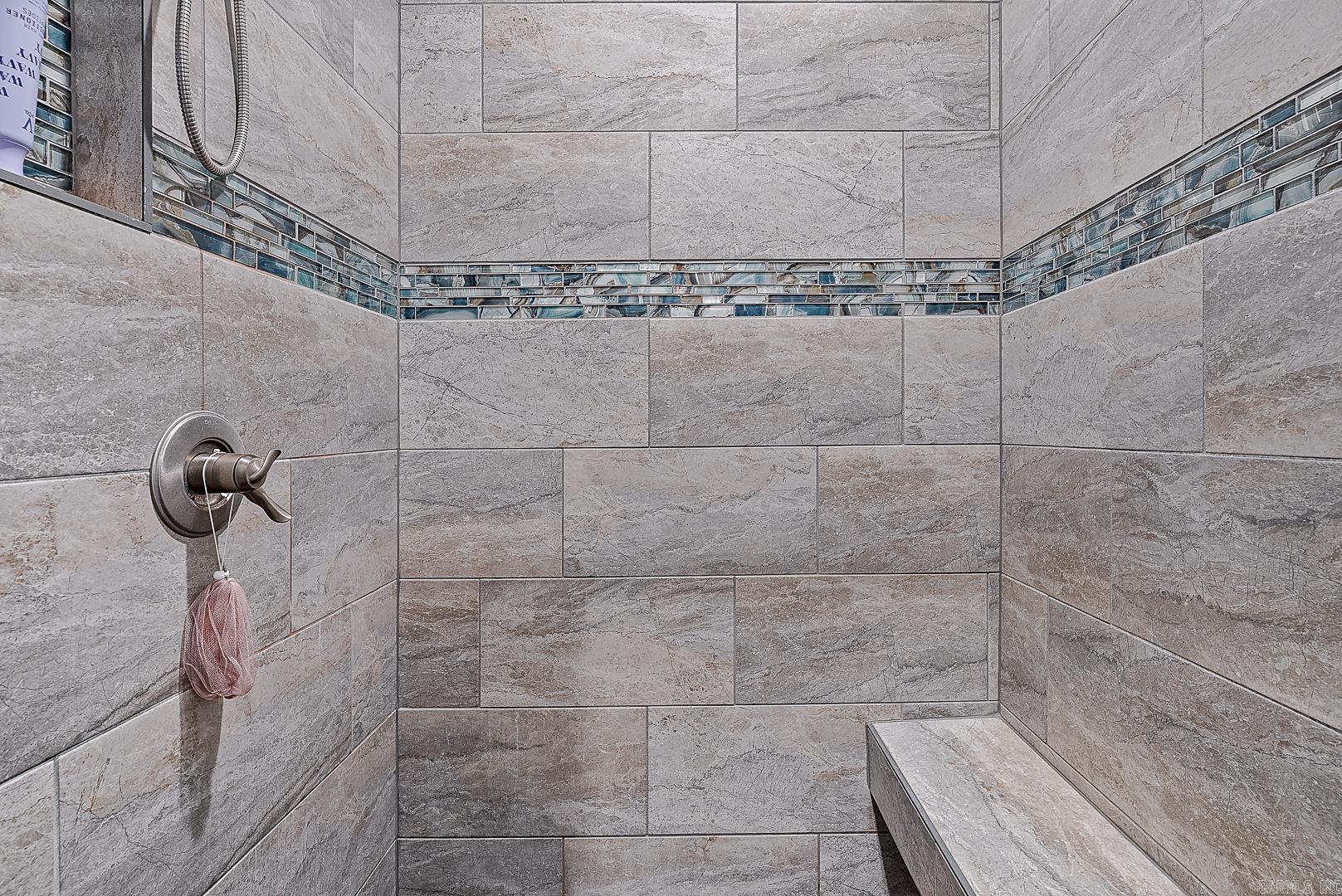 8203 Oak Creek  Harrisburg, AR