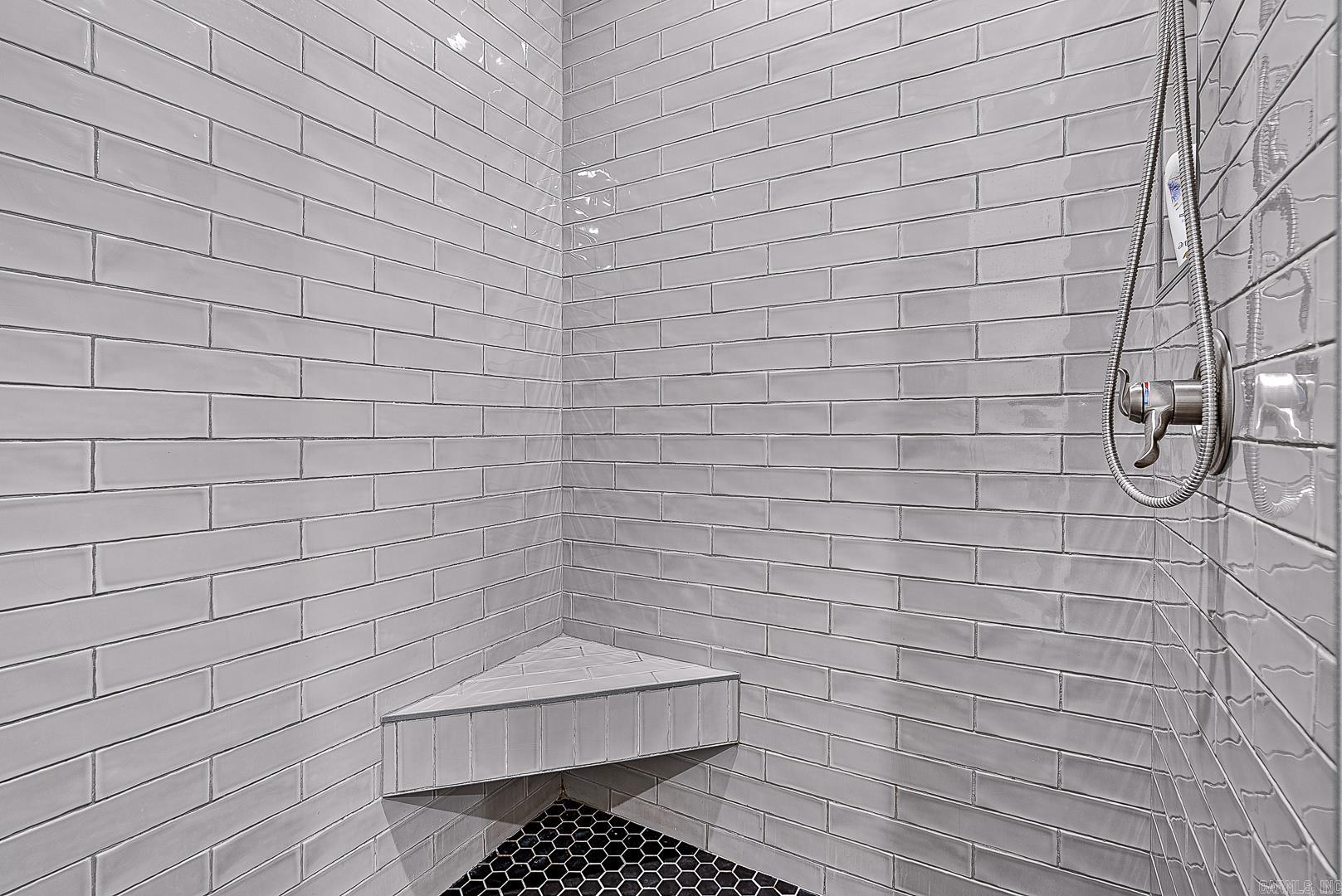 8203 Oak Creek  Harrisburg, AR