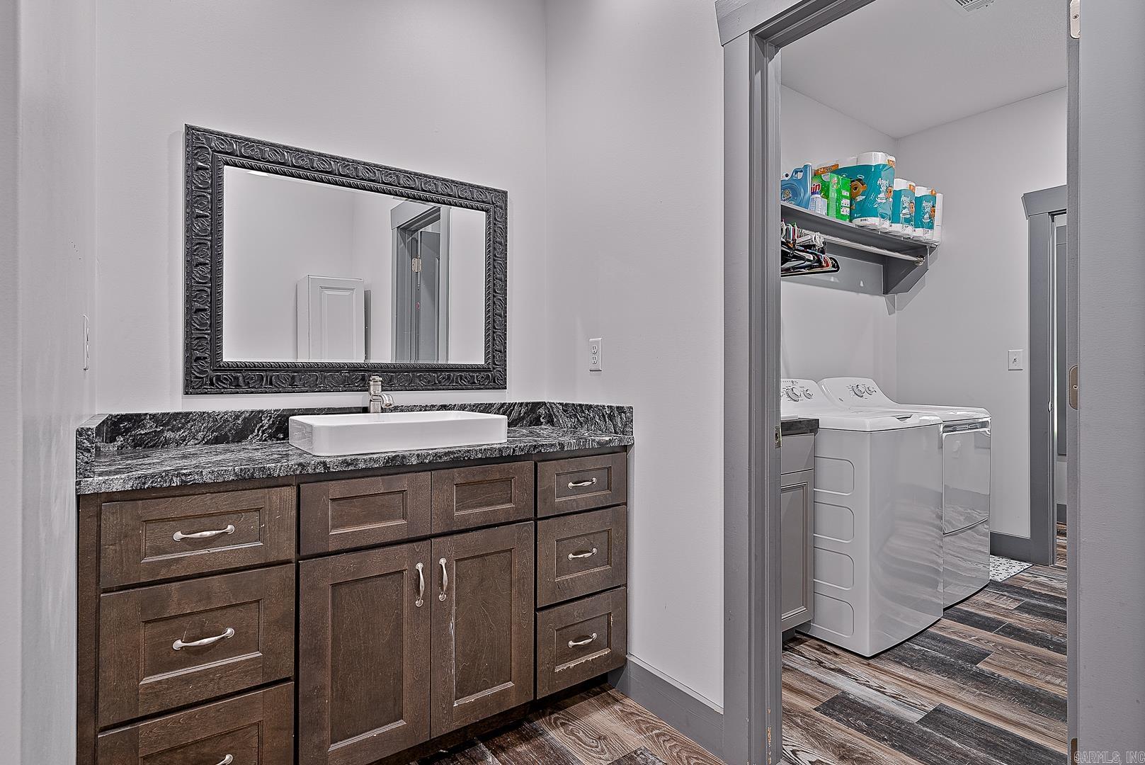 8203 Oak Creek  Harrisburg, AR