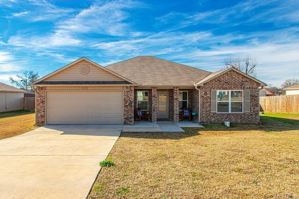 115 James  Beebe, AR