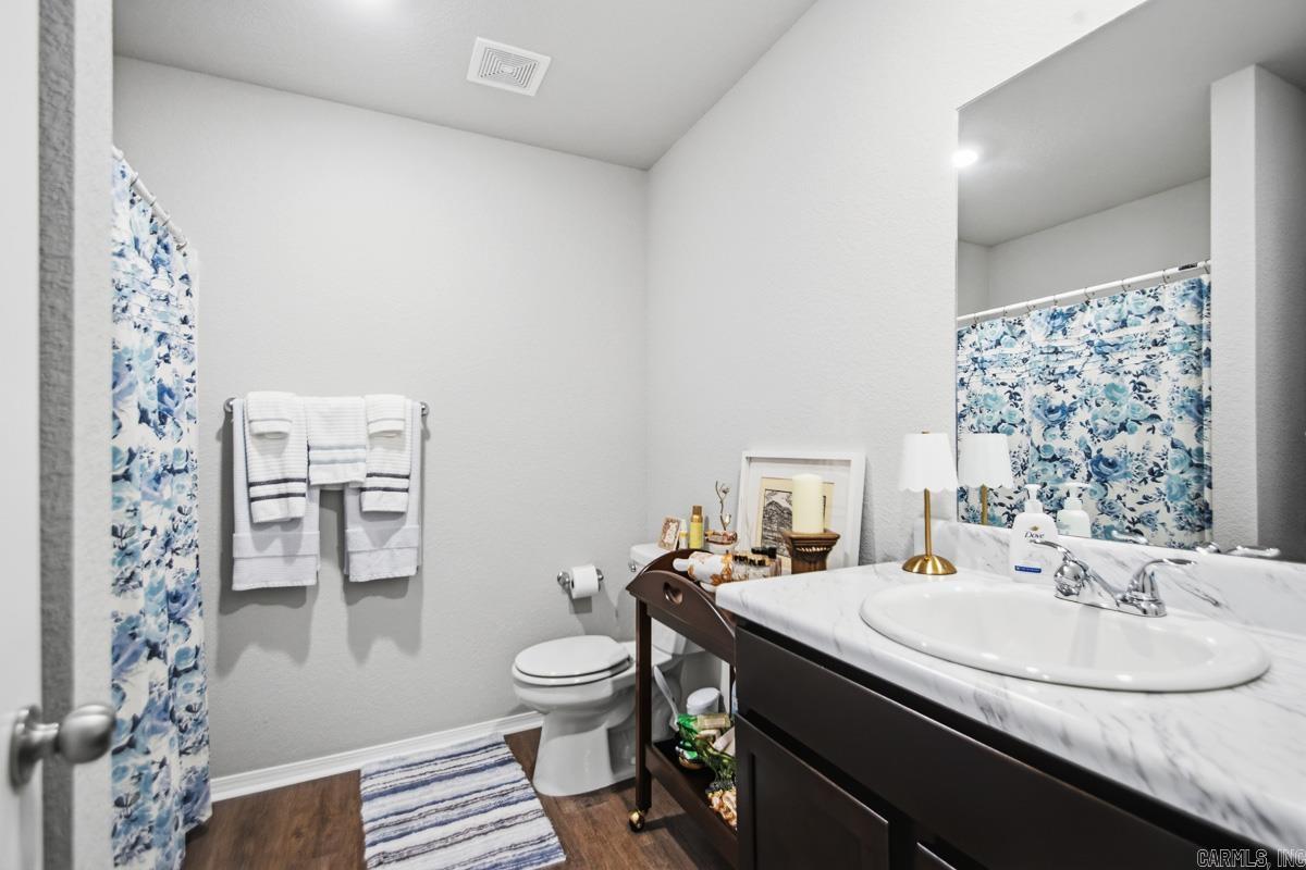 115 James  Beebe, AR