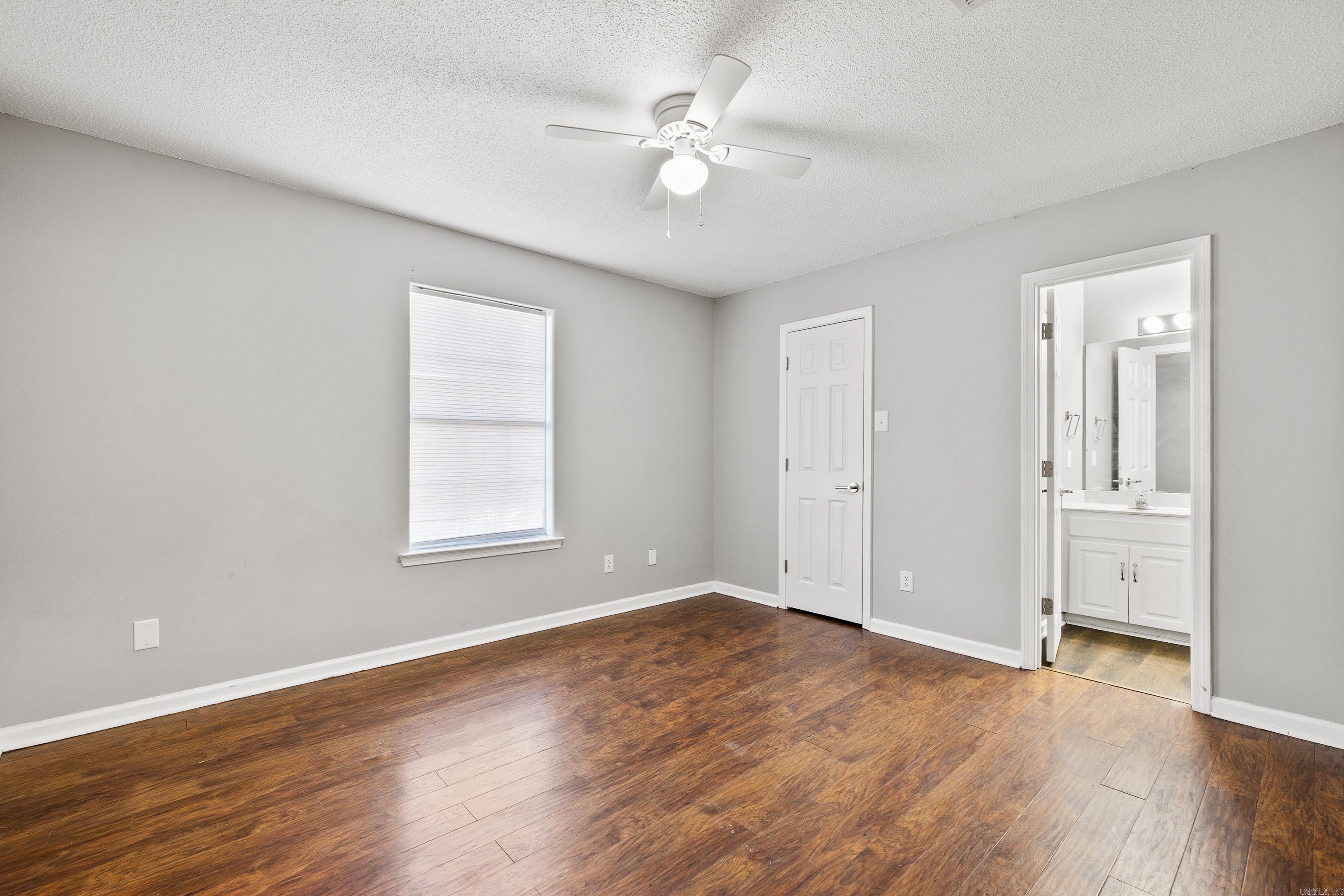 71 Cinnamon  Sherwood, AR