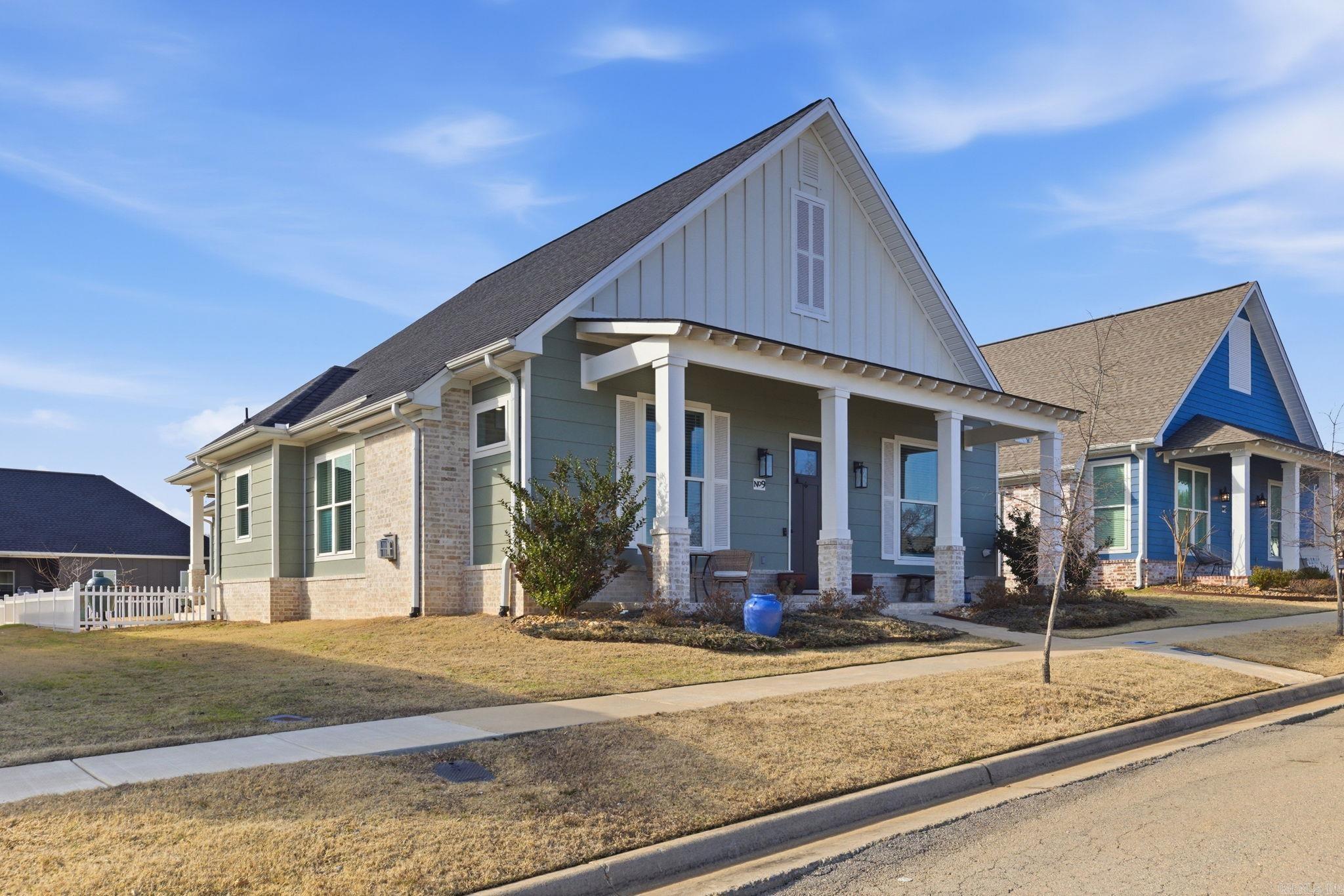 9 W Citron  Bryant, AR