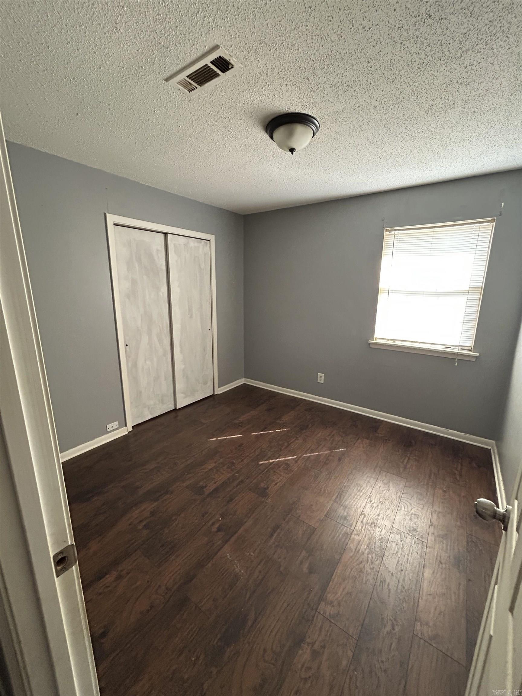 2696 Lakeside Dr  Benton, AR