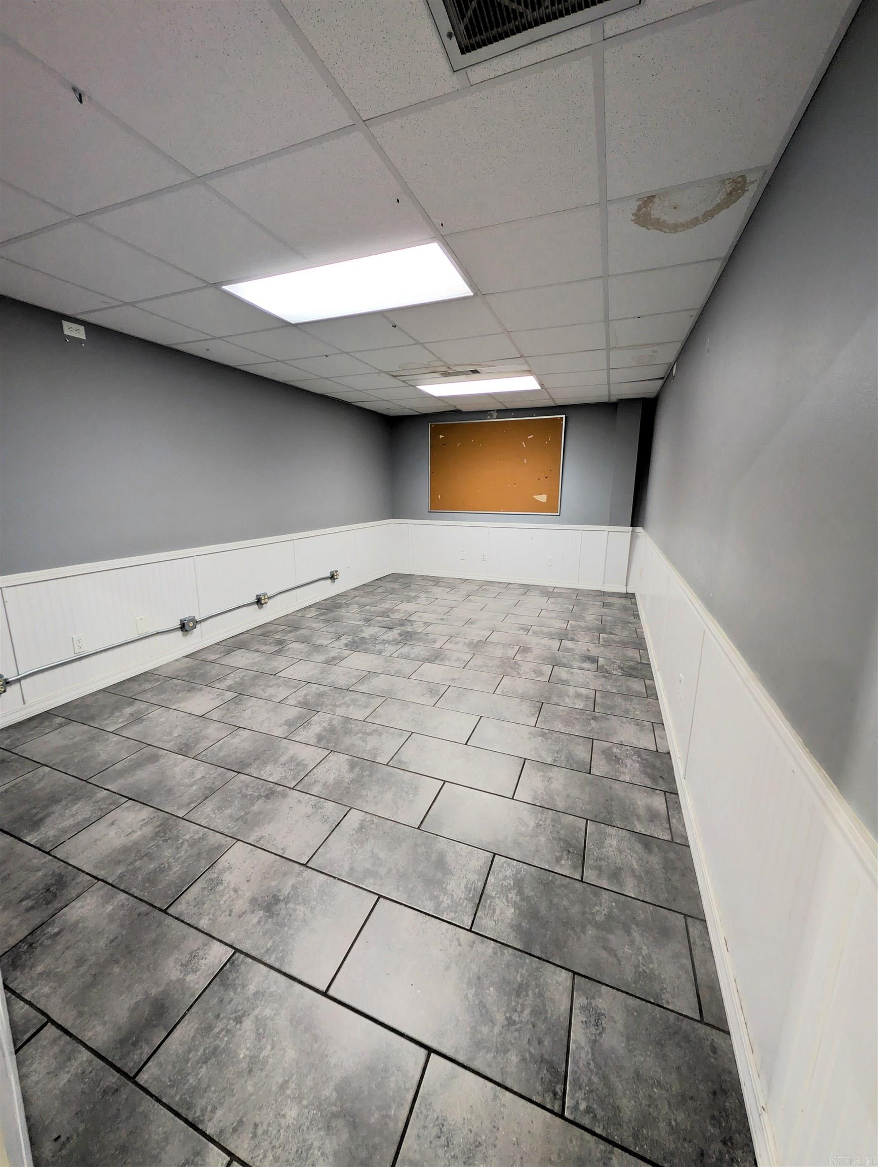 608 E Booth  Searcy, AR