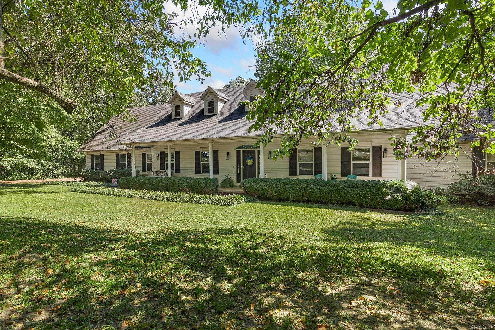 303 S Old Farm  Harrison, AR