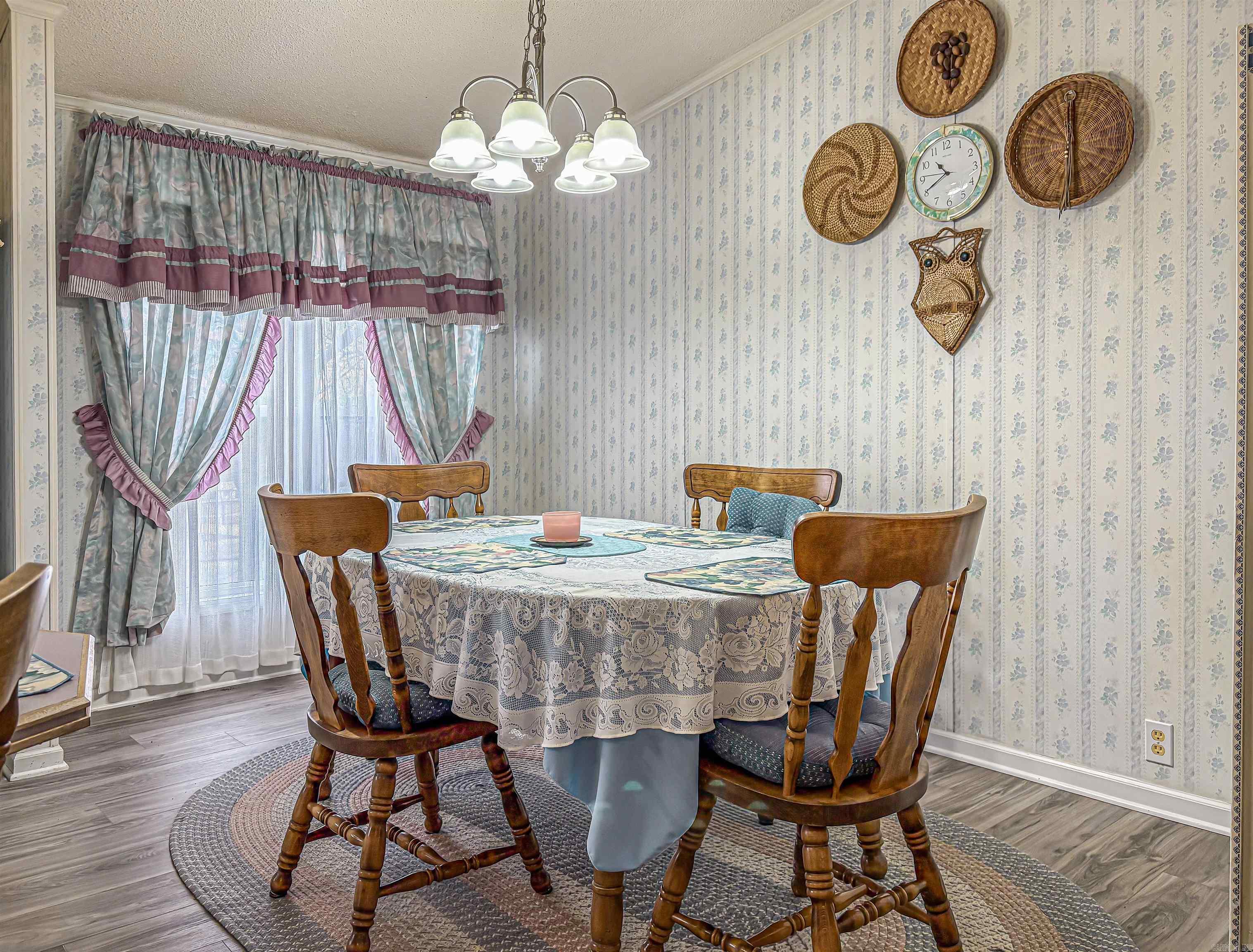 316 W 4th  Yellville, AR