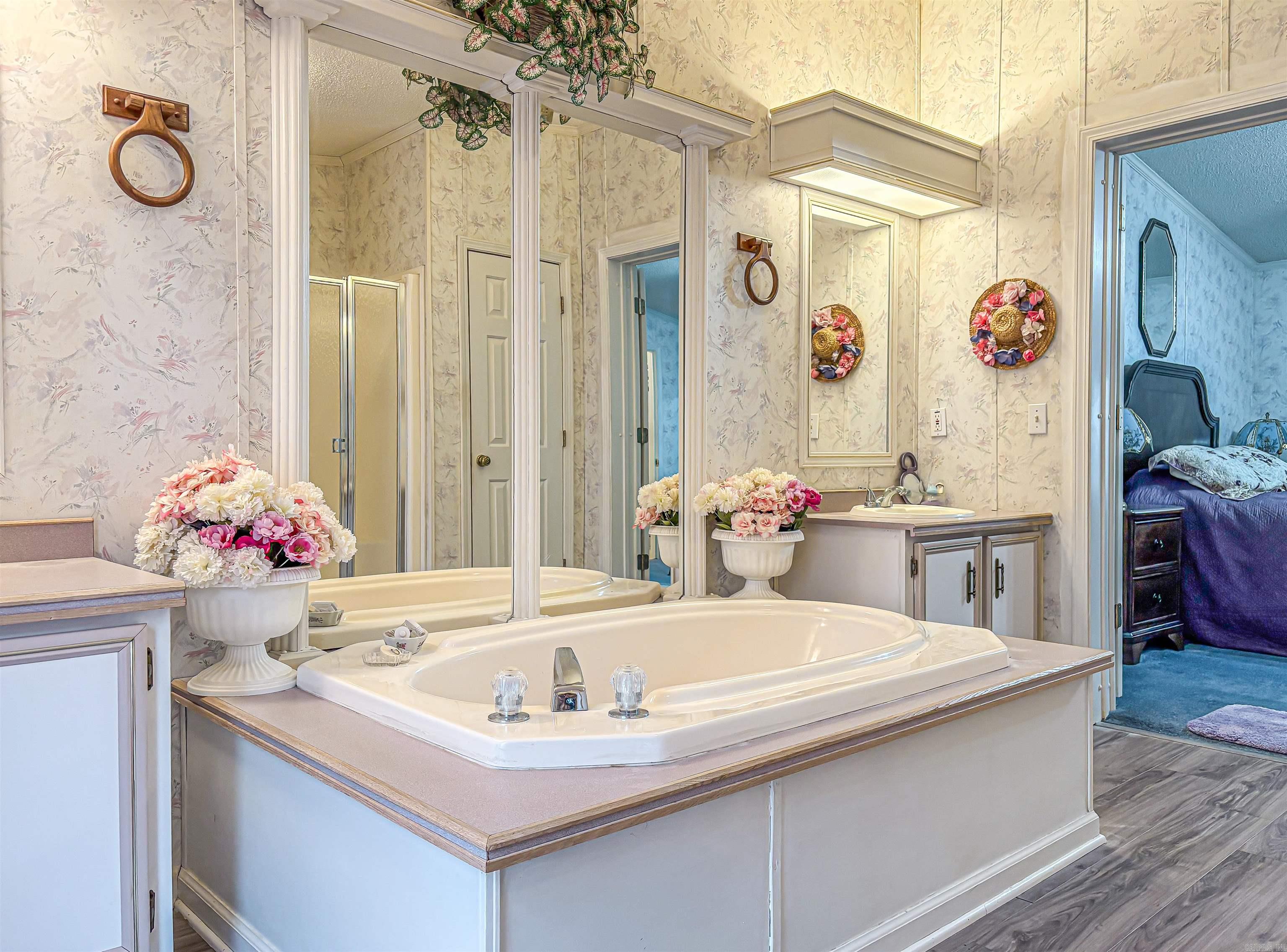 316 W 4th  Yellville, AR