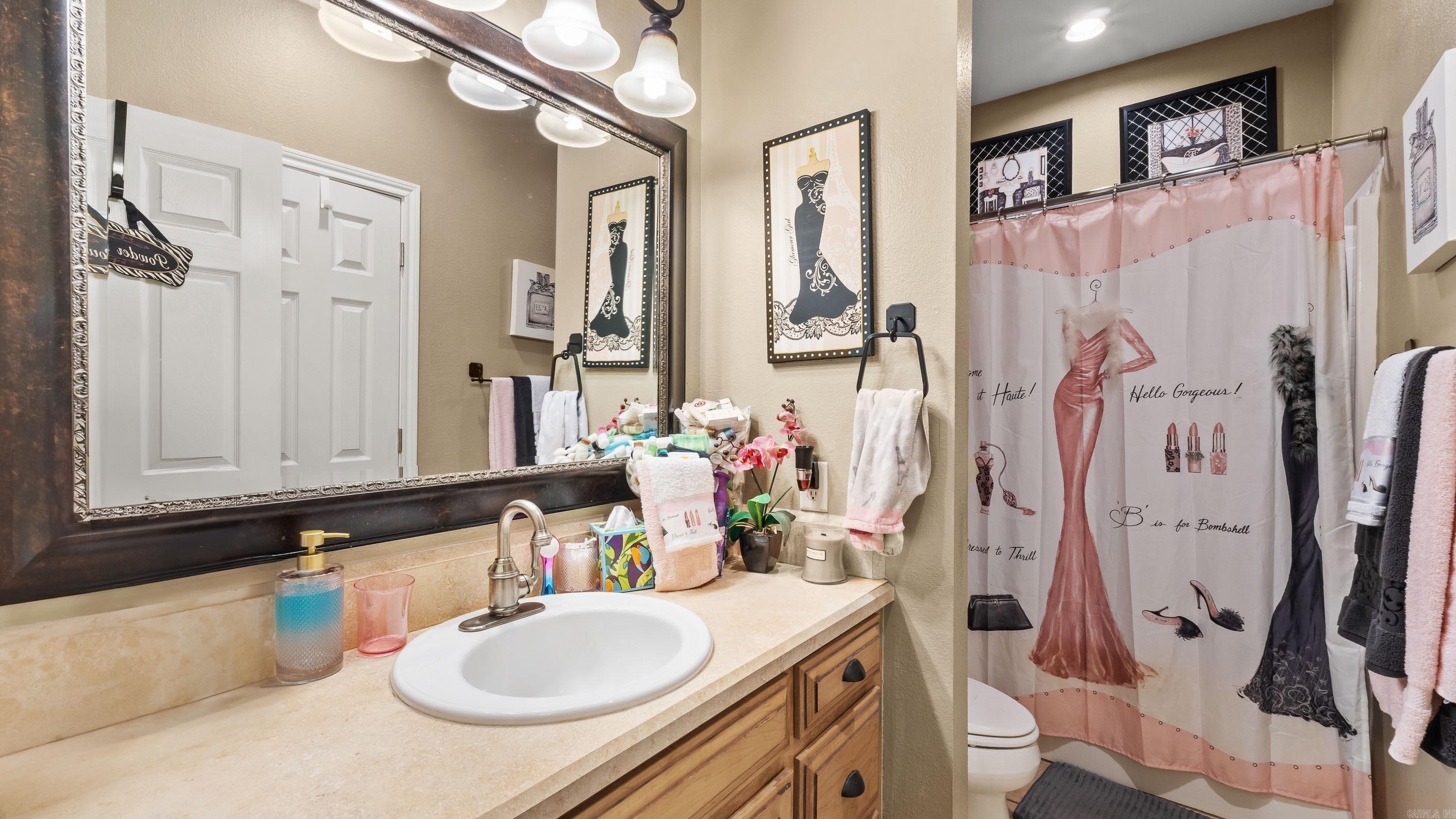 335 County Road 4132  Atlanta, TX