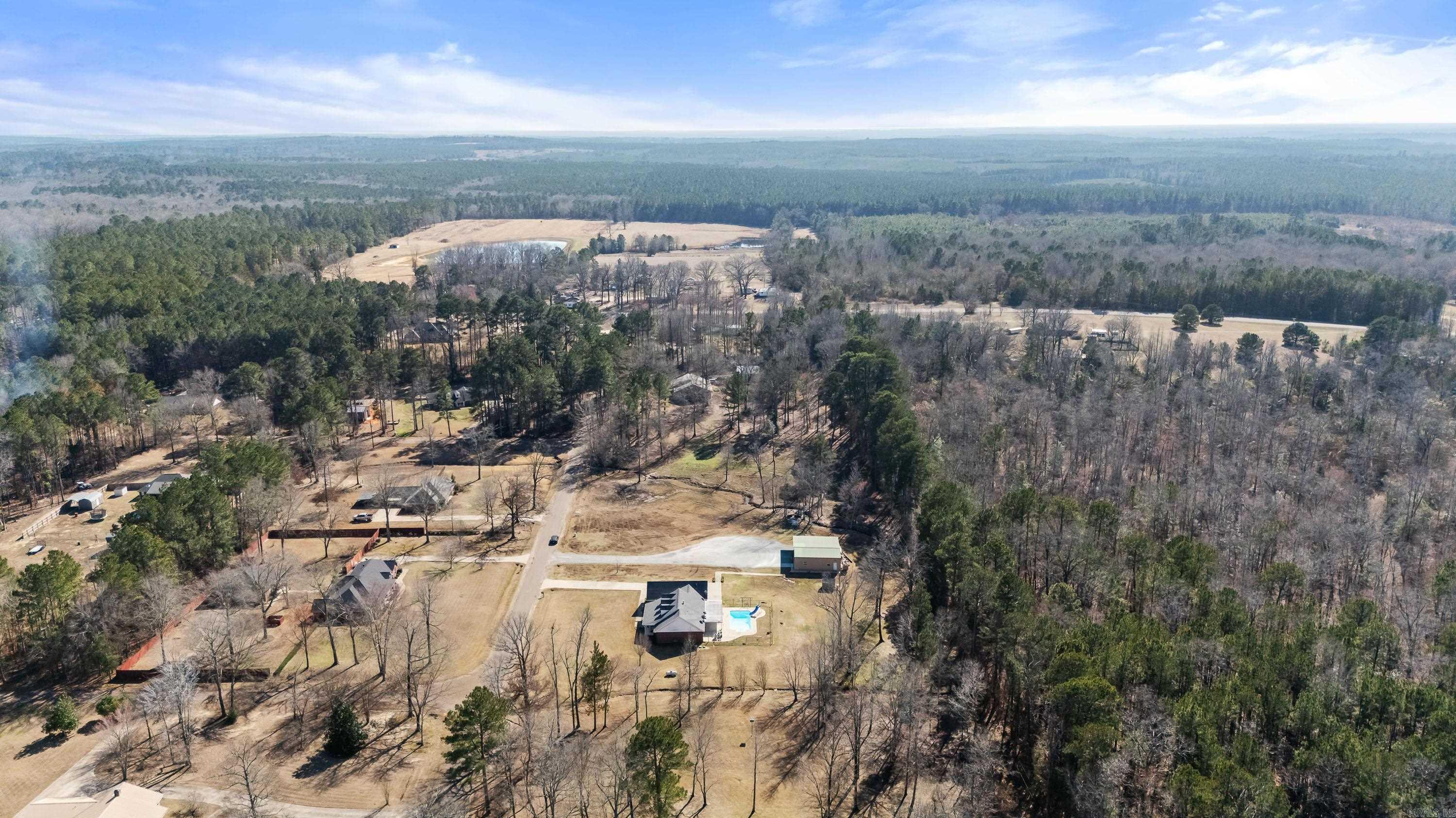 335 County Road 4132  Atlanta, TX