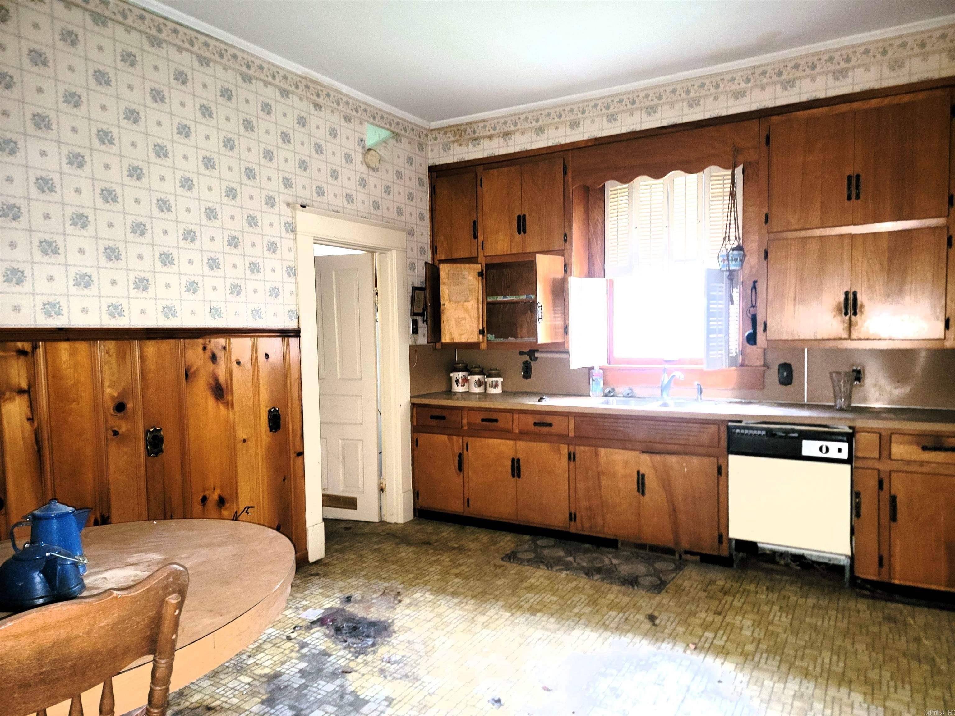 5901 Earl Chadick  Sherrill, AR