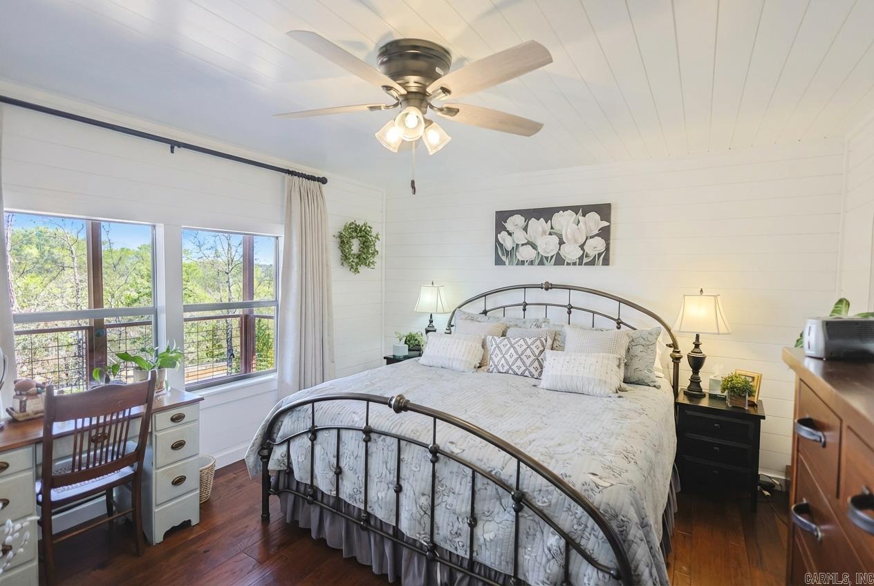 34 River Watch  Glenwood, AR