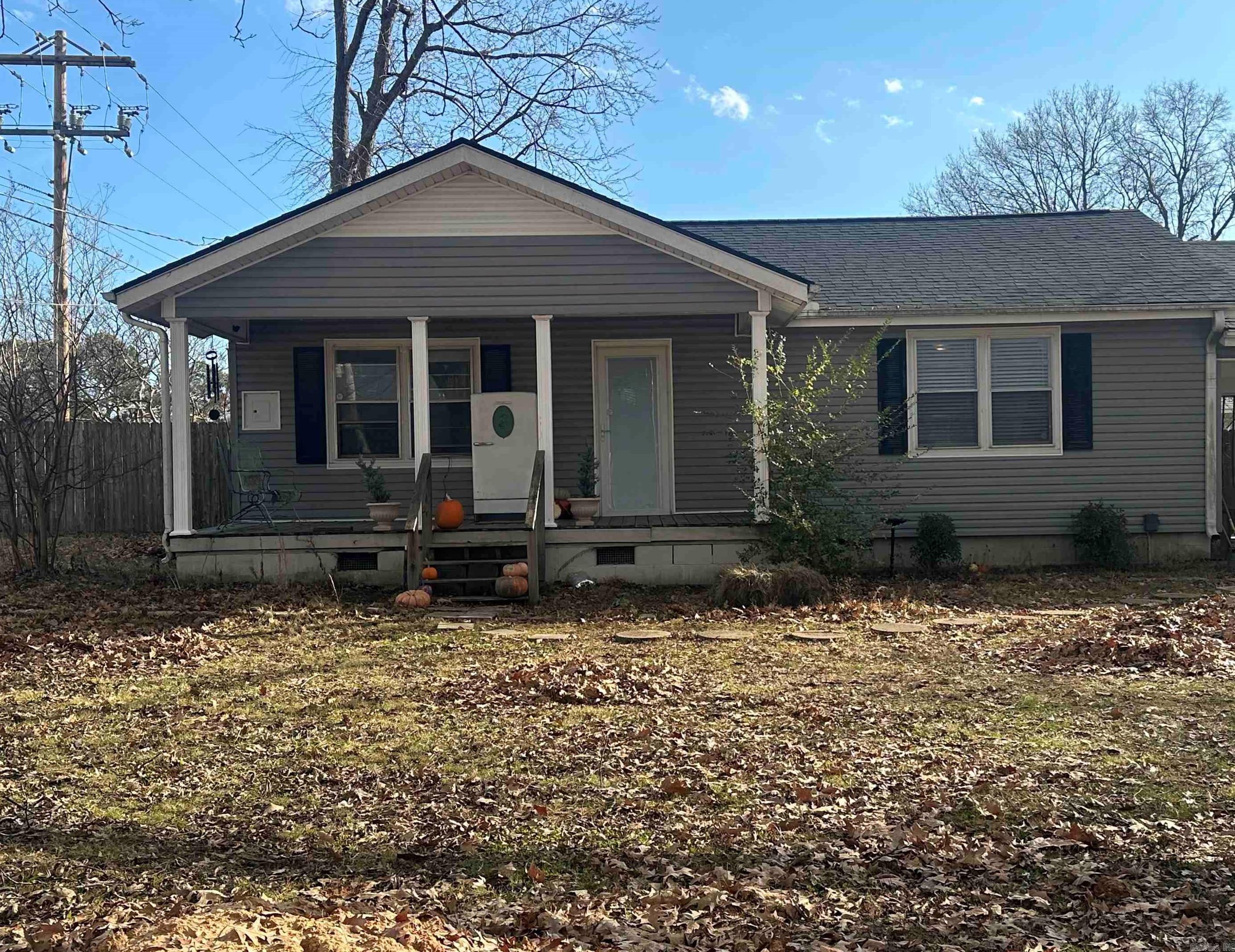 97 S Oak  Brookland, AR