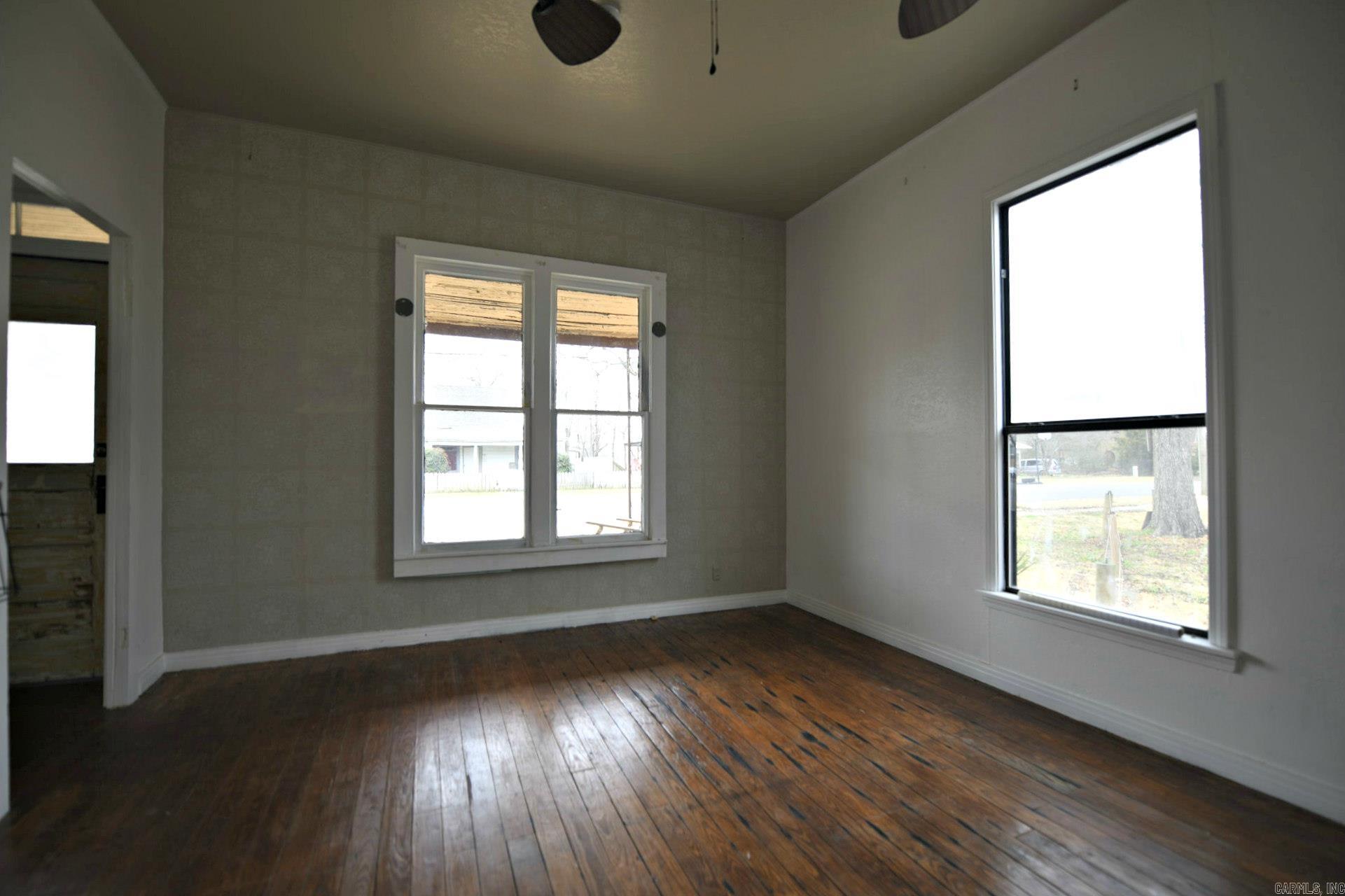 1105 7th St  Mena, AR