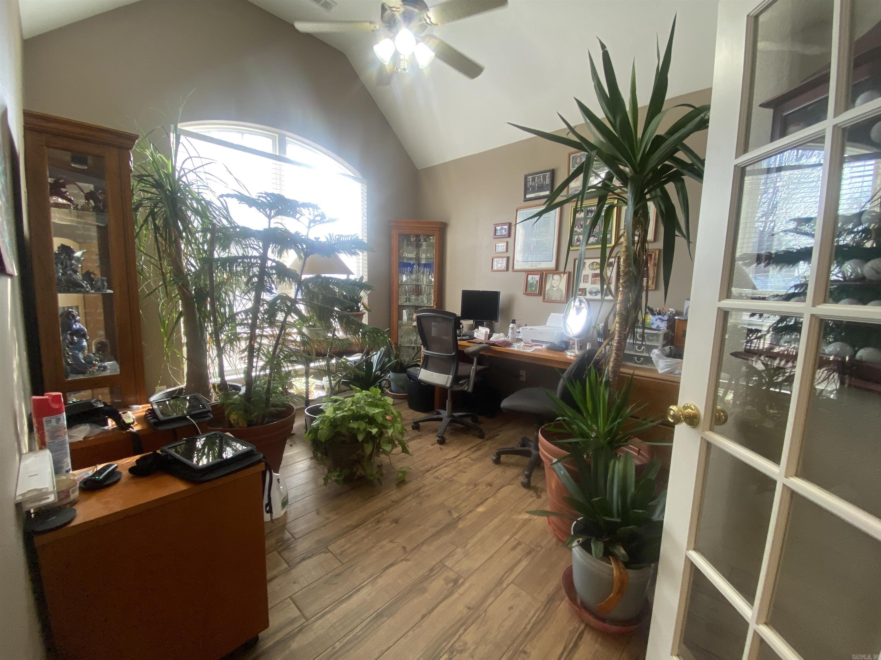 4205 W Braymore  Rogers, AR