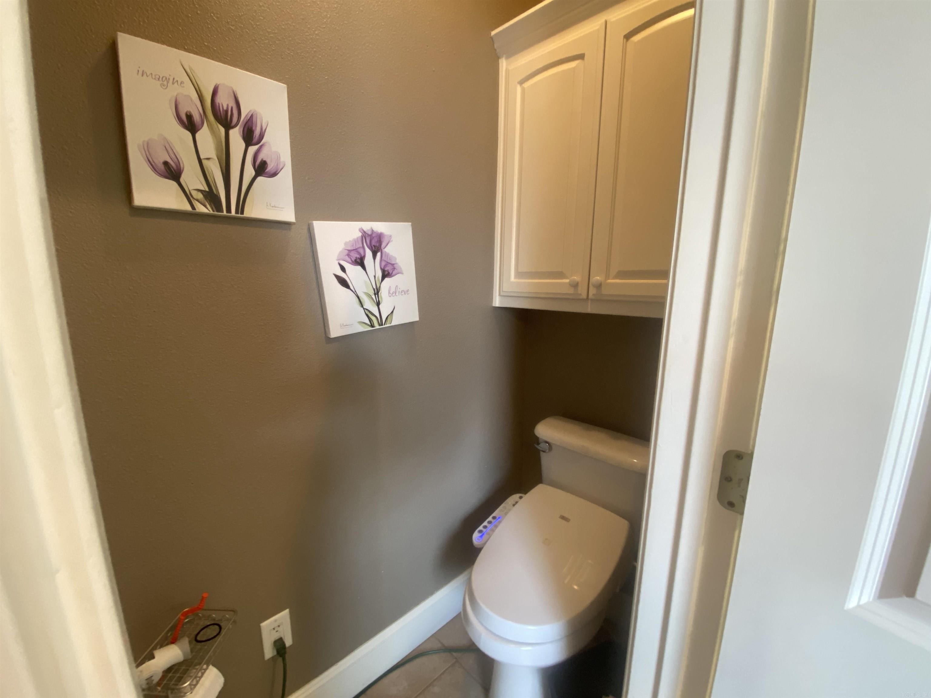 4205 W Braymore  Rogers, AR