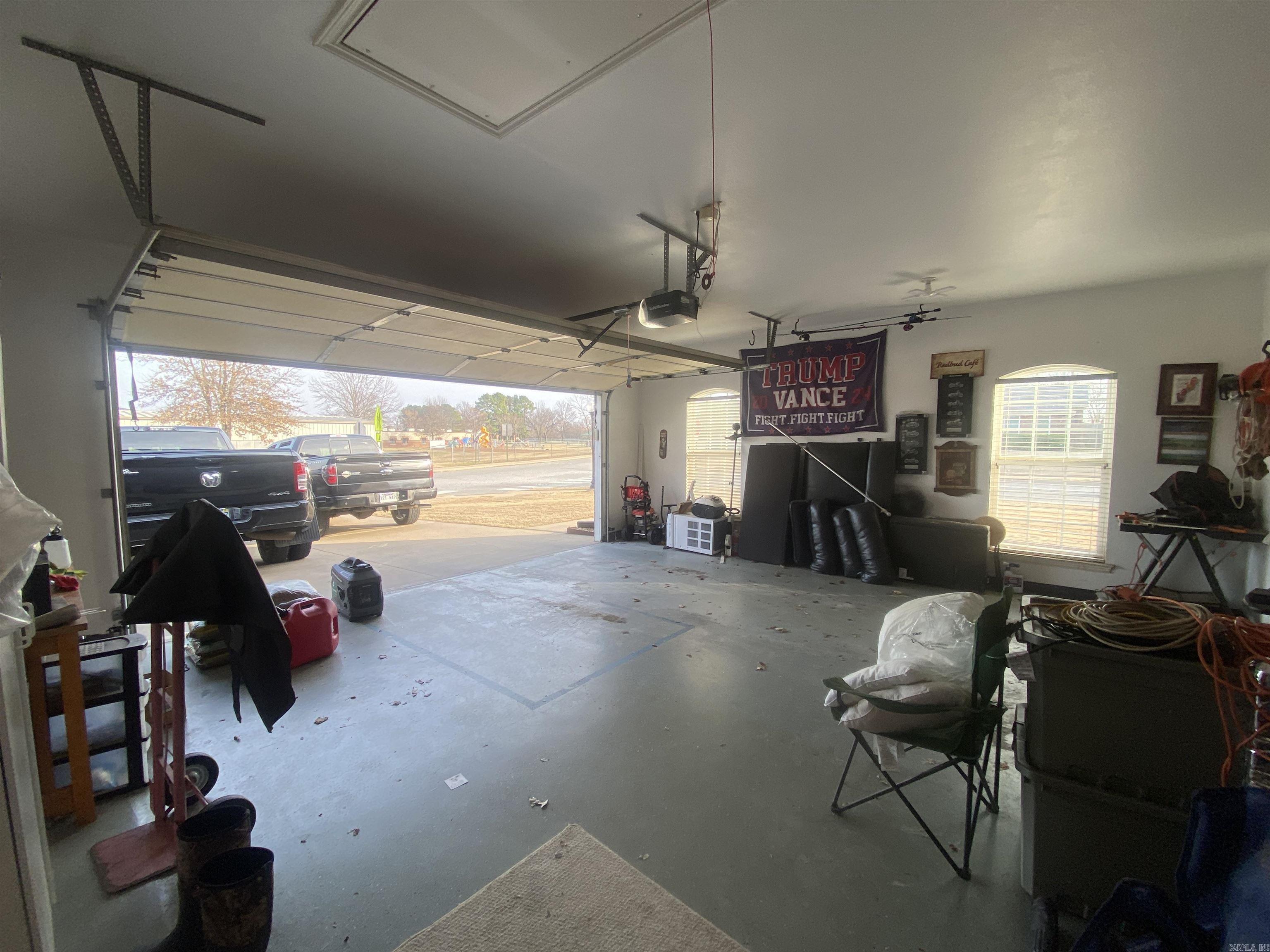 4205 W Braymore  Rogers, AR