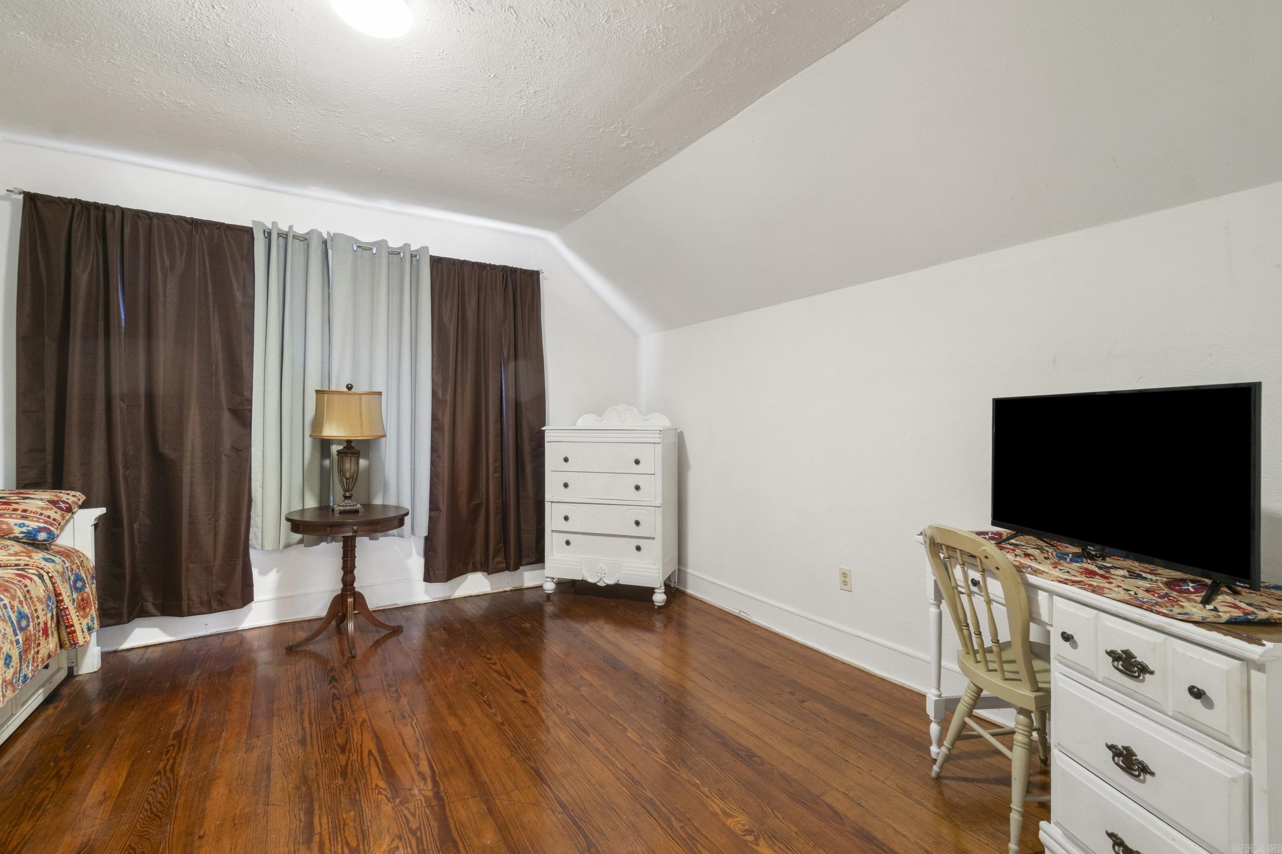 1105 County Road 811  Earle, AR