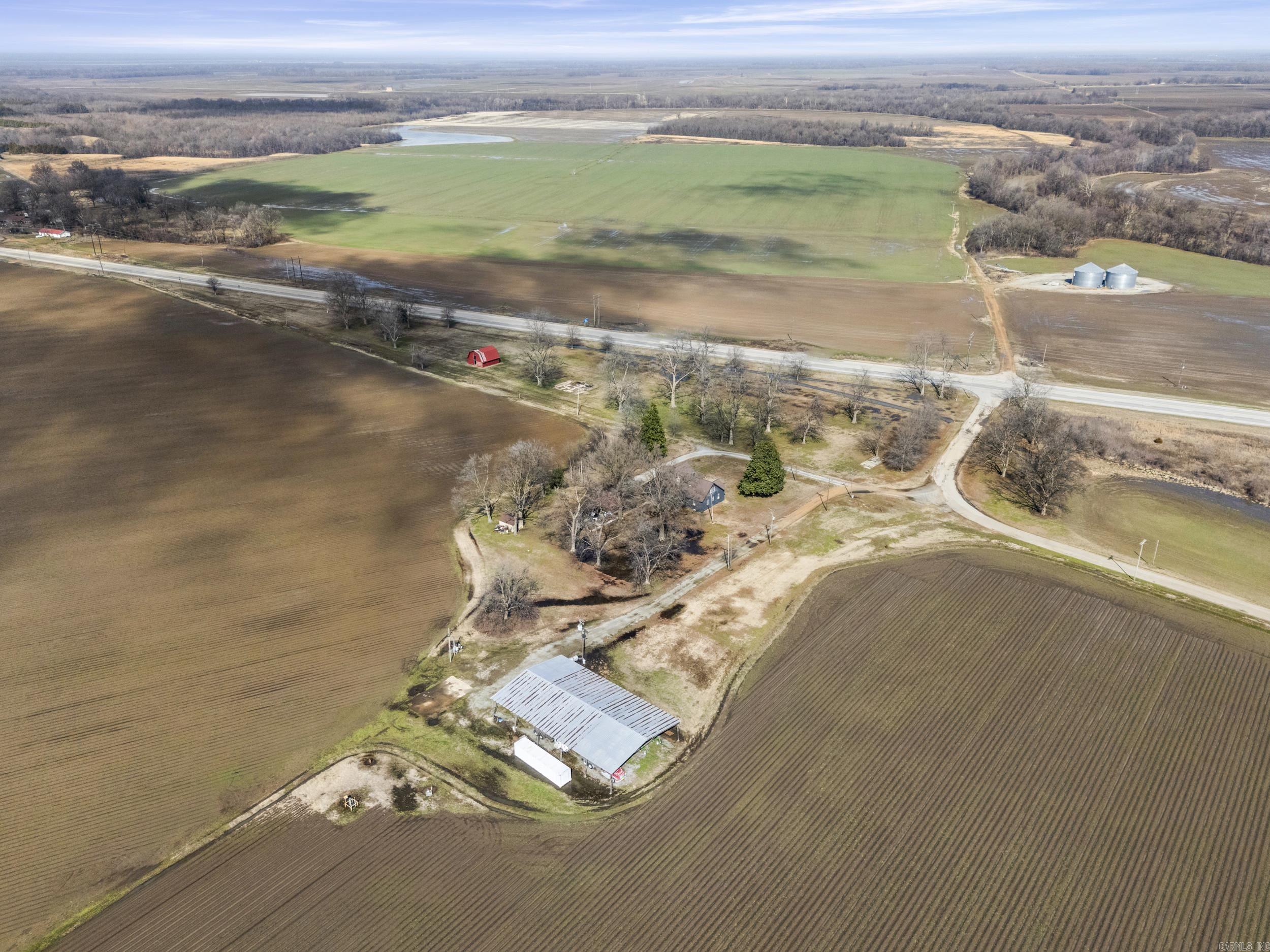 1105 County Road 811  Earle, AR