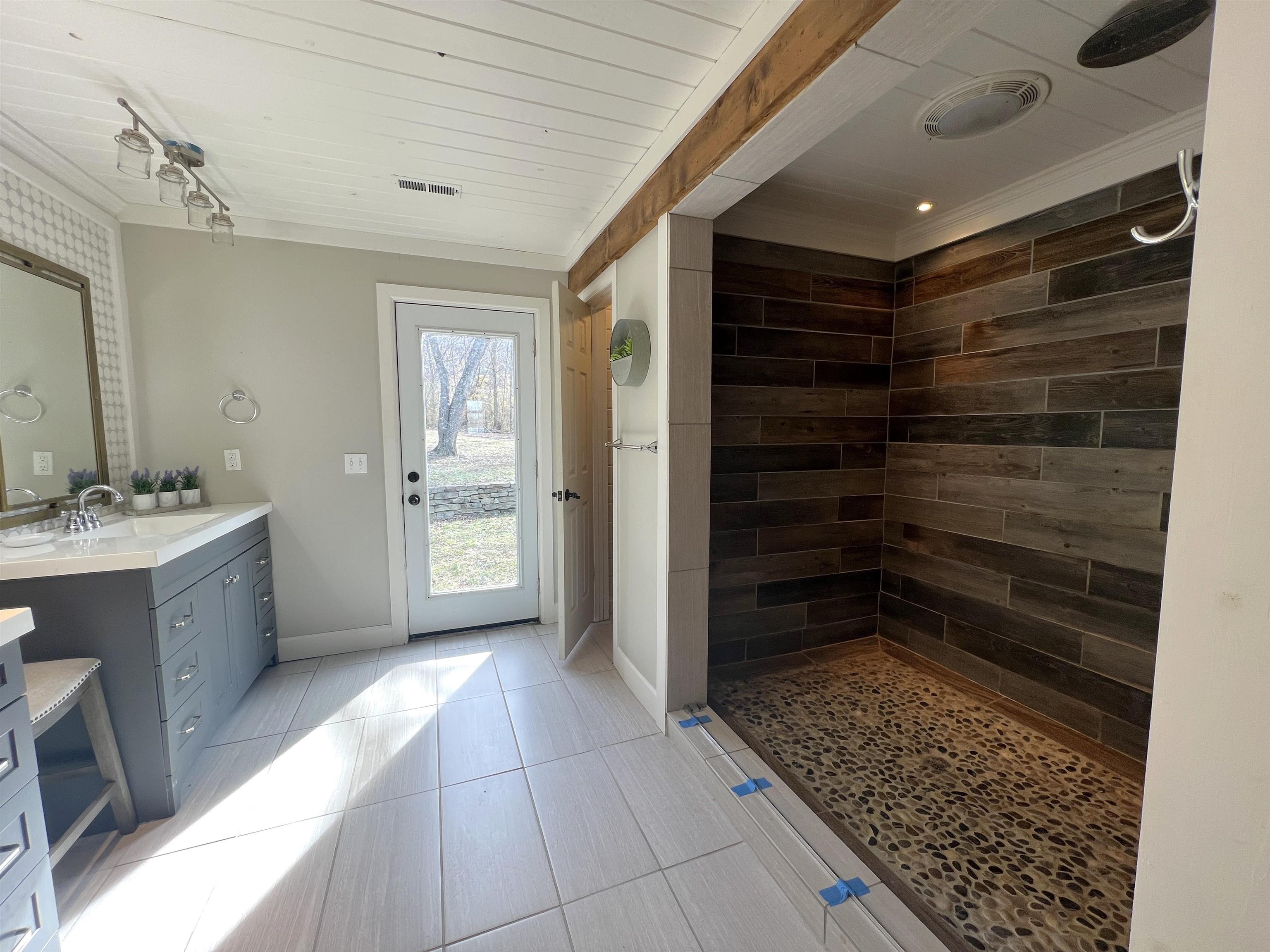 17369 Hwy 66 Mountain View, AR 72560