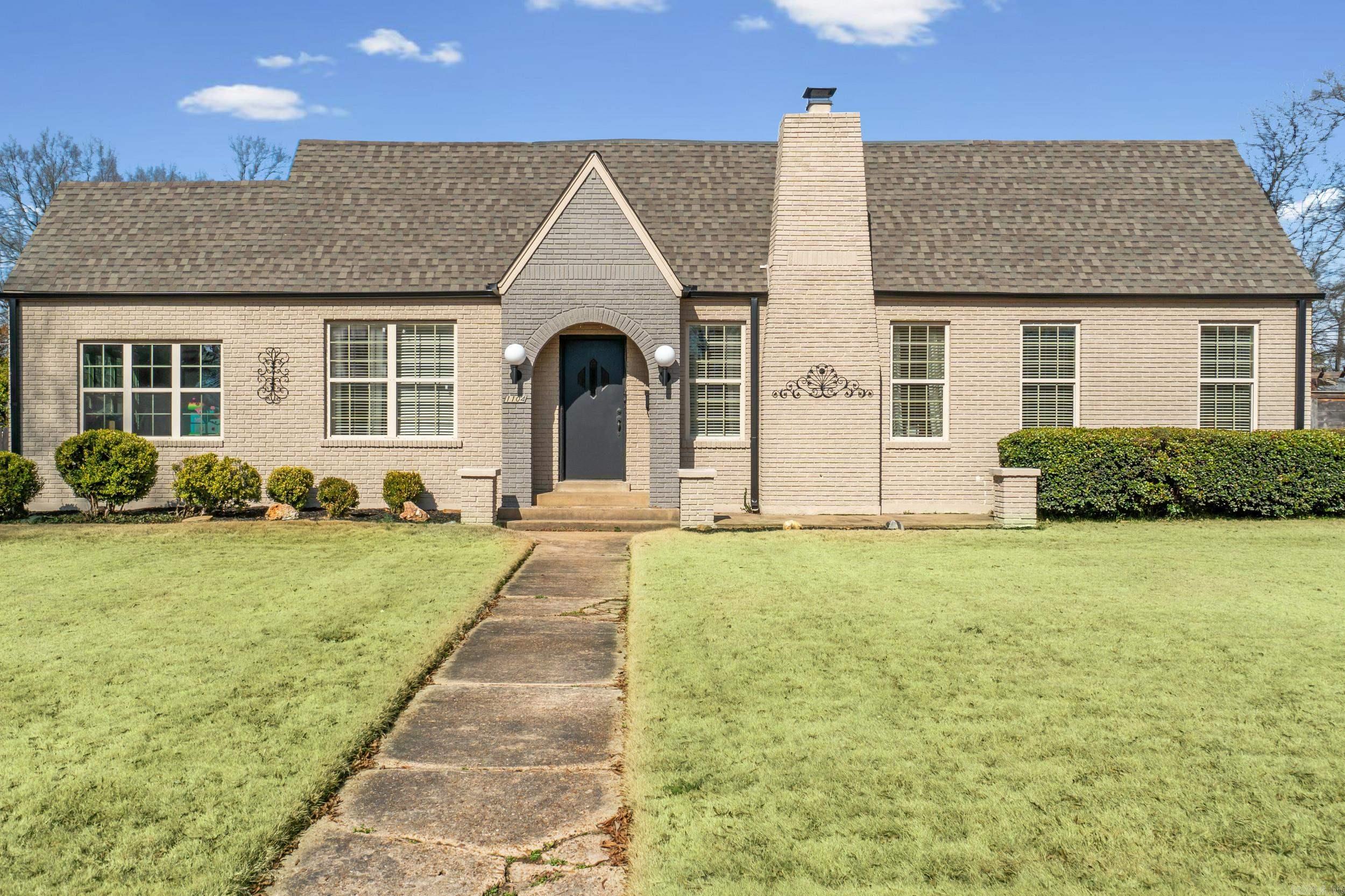 1104 E Hamilton  Wynne, AR