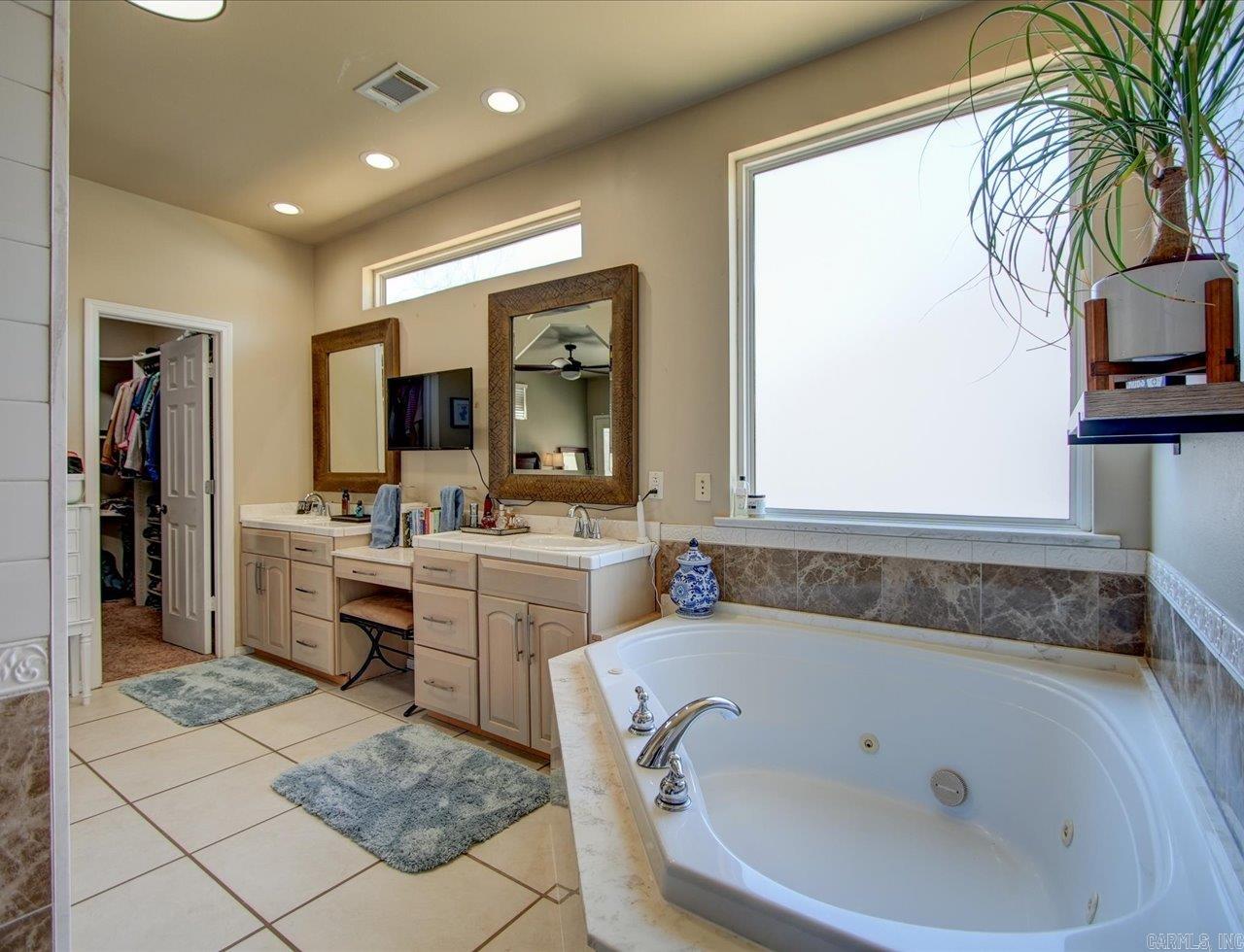 121 White Eagle  Hot Springs, AR