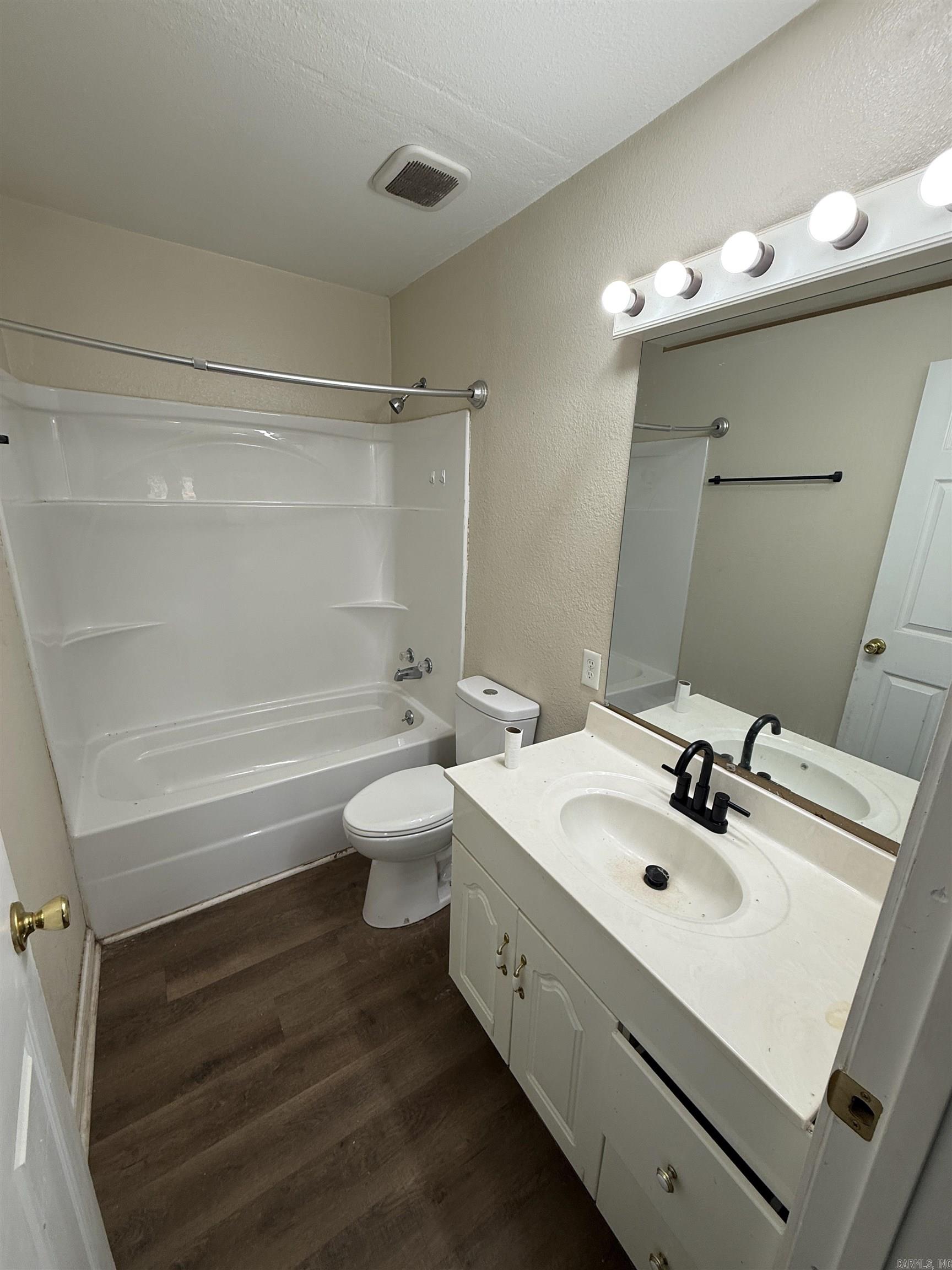 106 S 15th  Paragould, AR