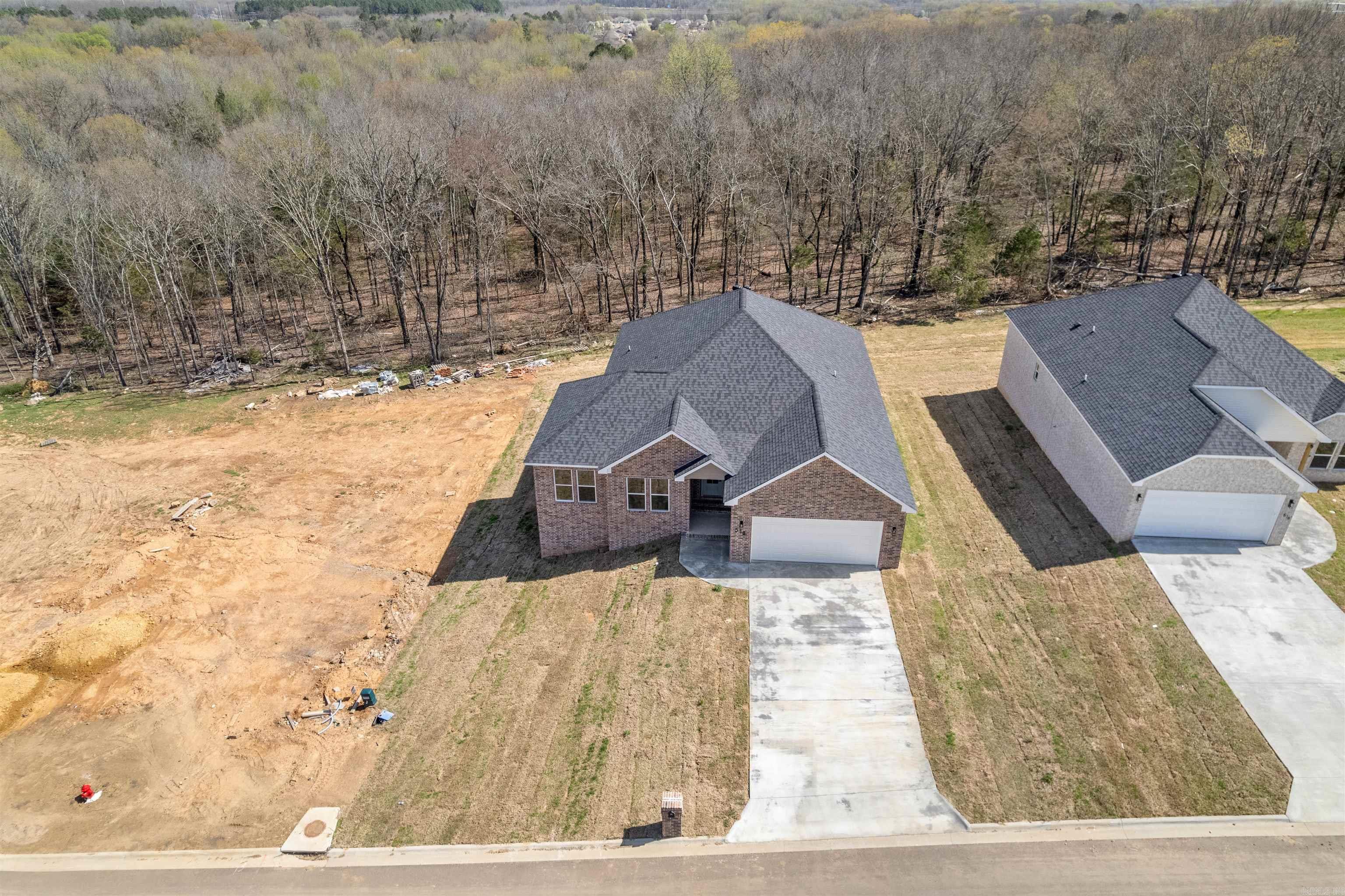 518 Madeleine Circle Austin, AR 72007
