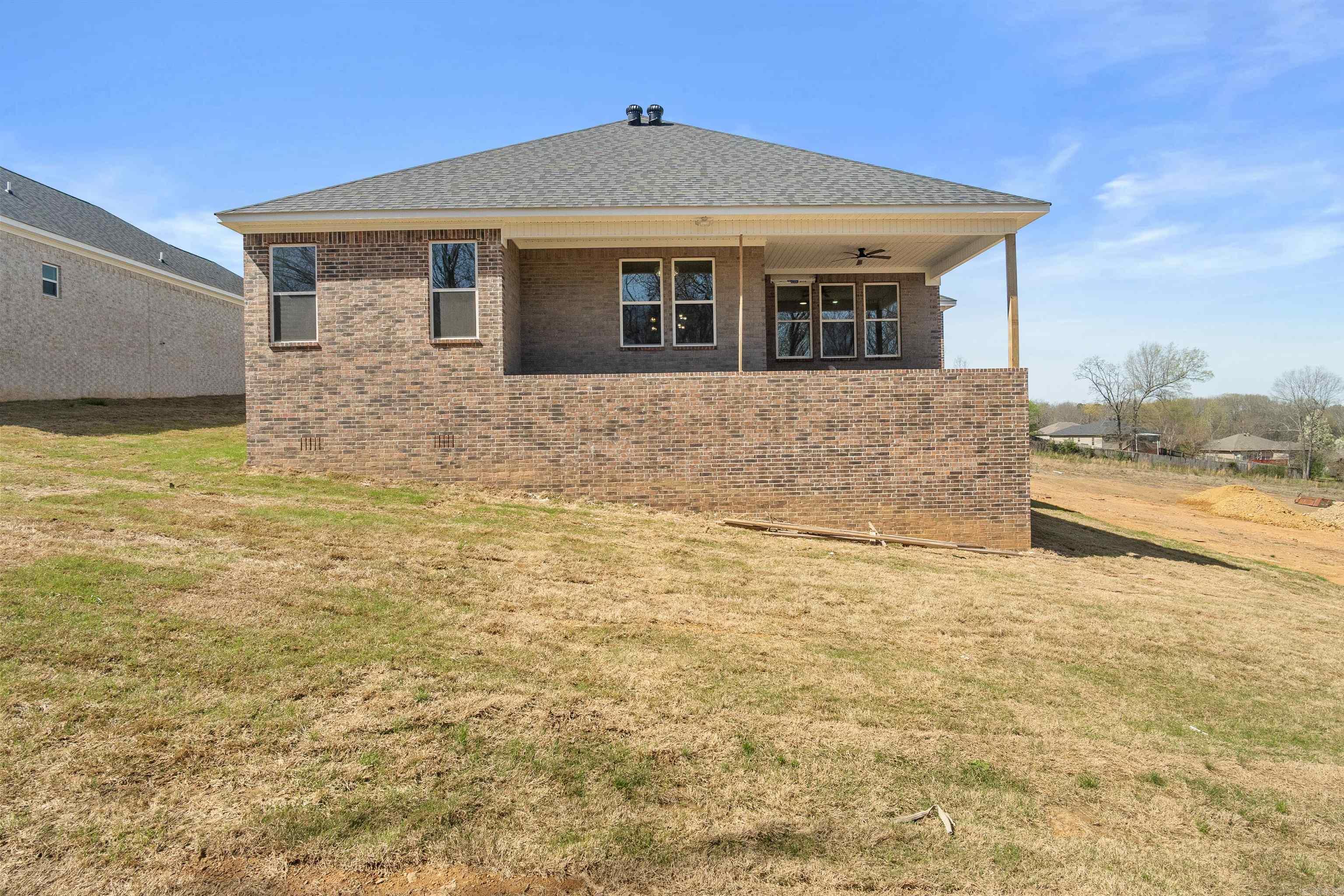 518 Madeleine Circle Austin, AR 72007