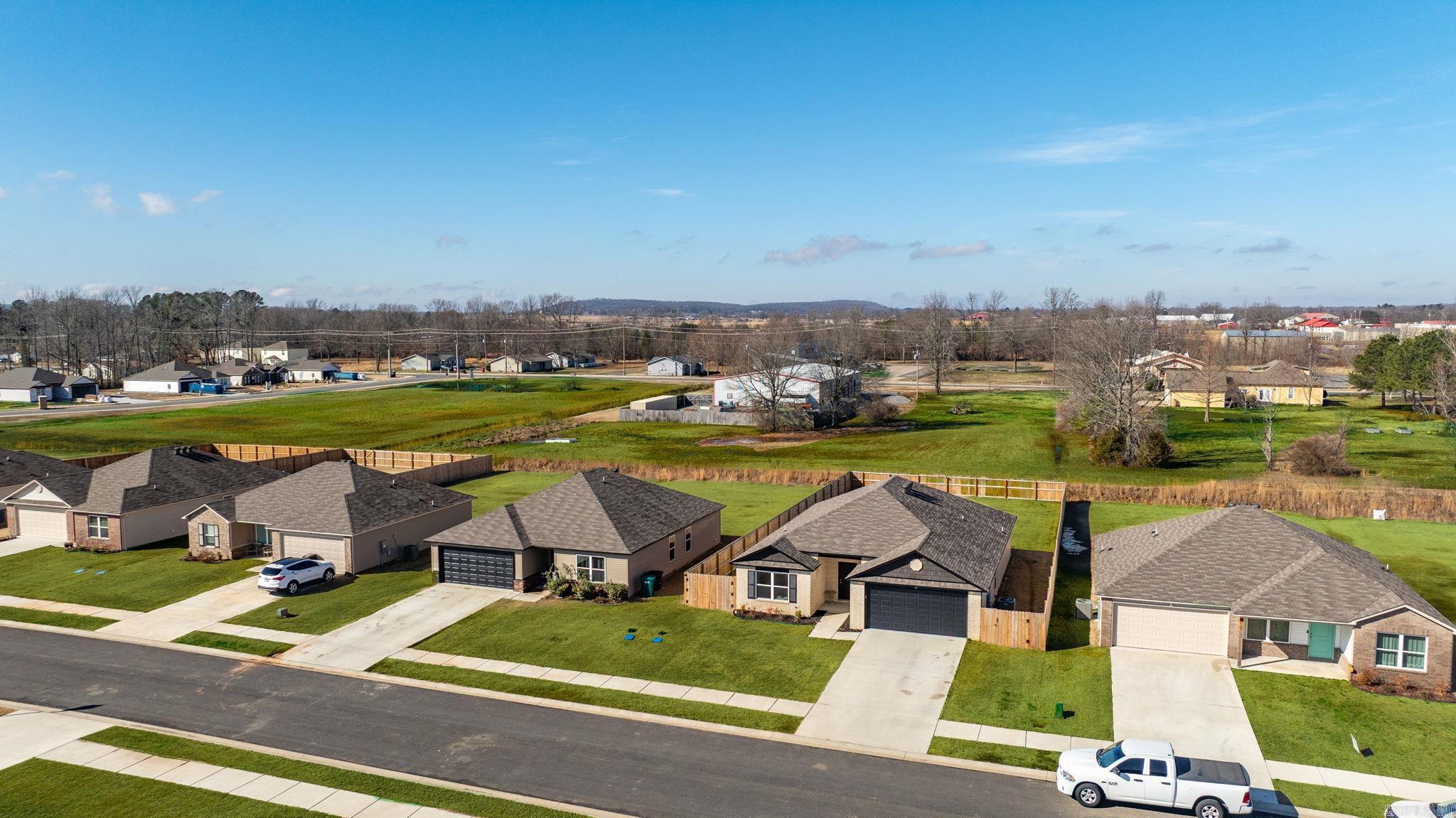 27 Farmhouse  Vilonia, AR