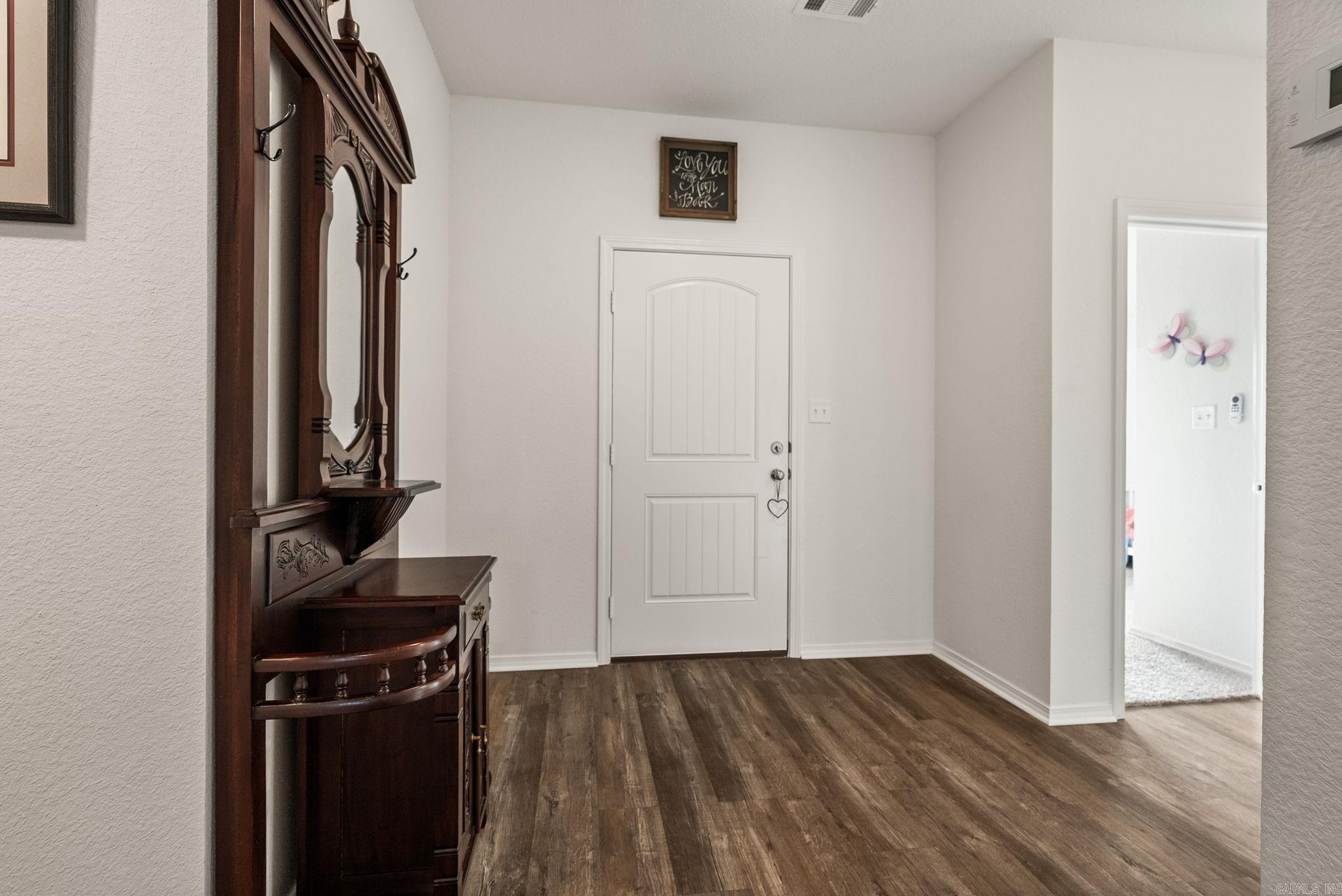 27 Farmhouse  Vilonia, AR