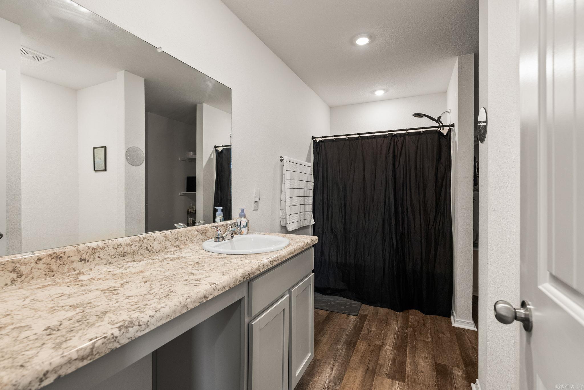 27 Farmhouse  Vilonia, AR