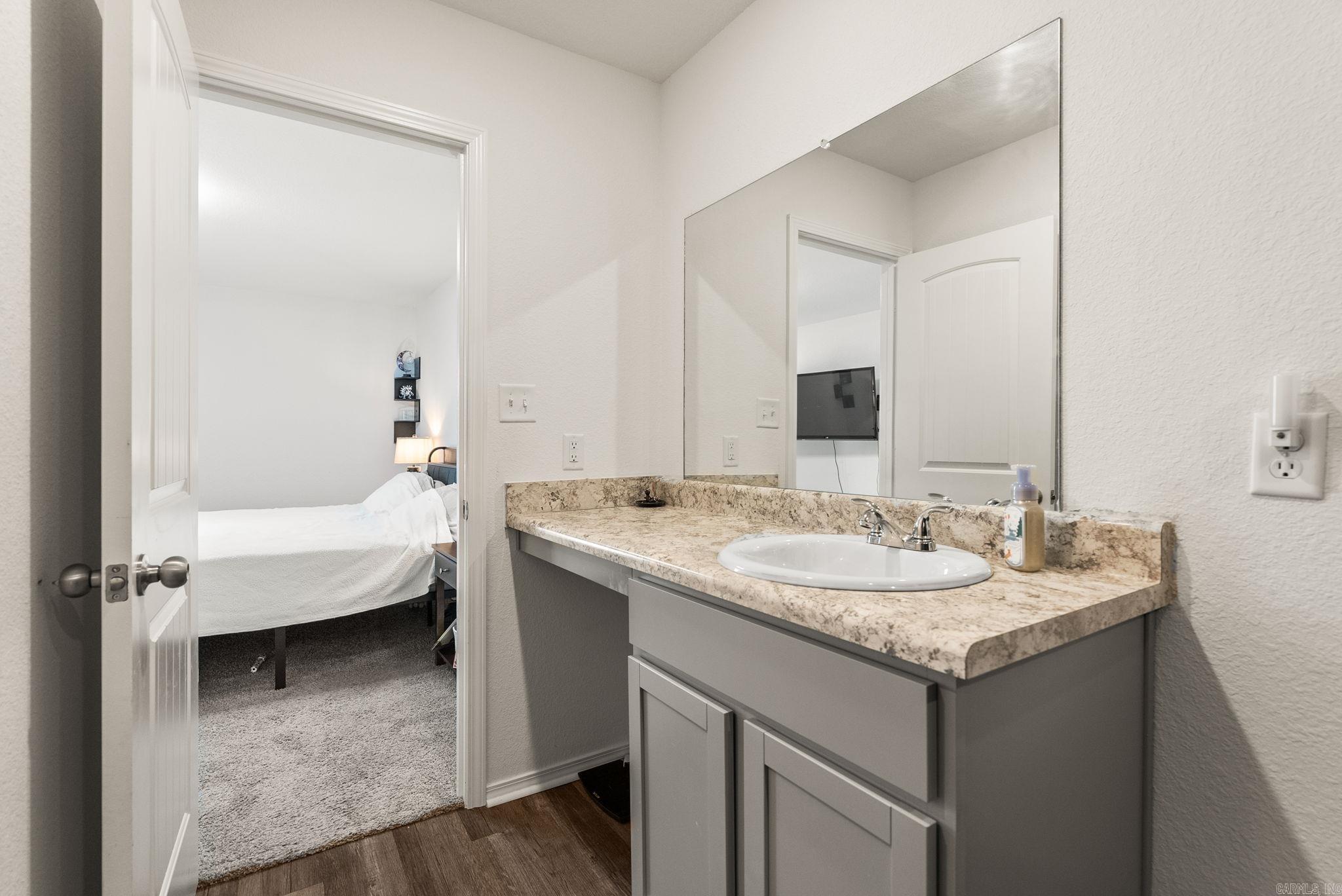 27 Farmhouse  Vilonia, AR