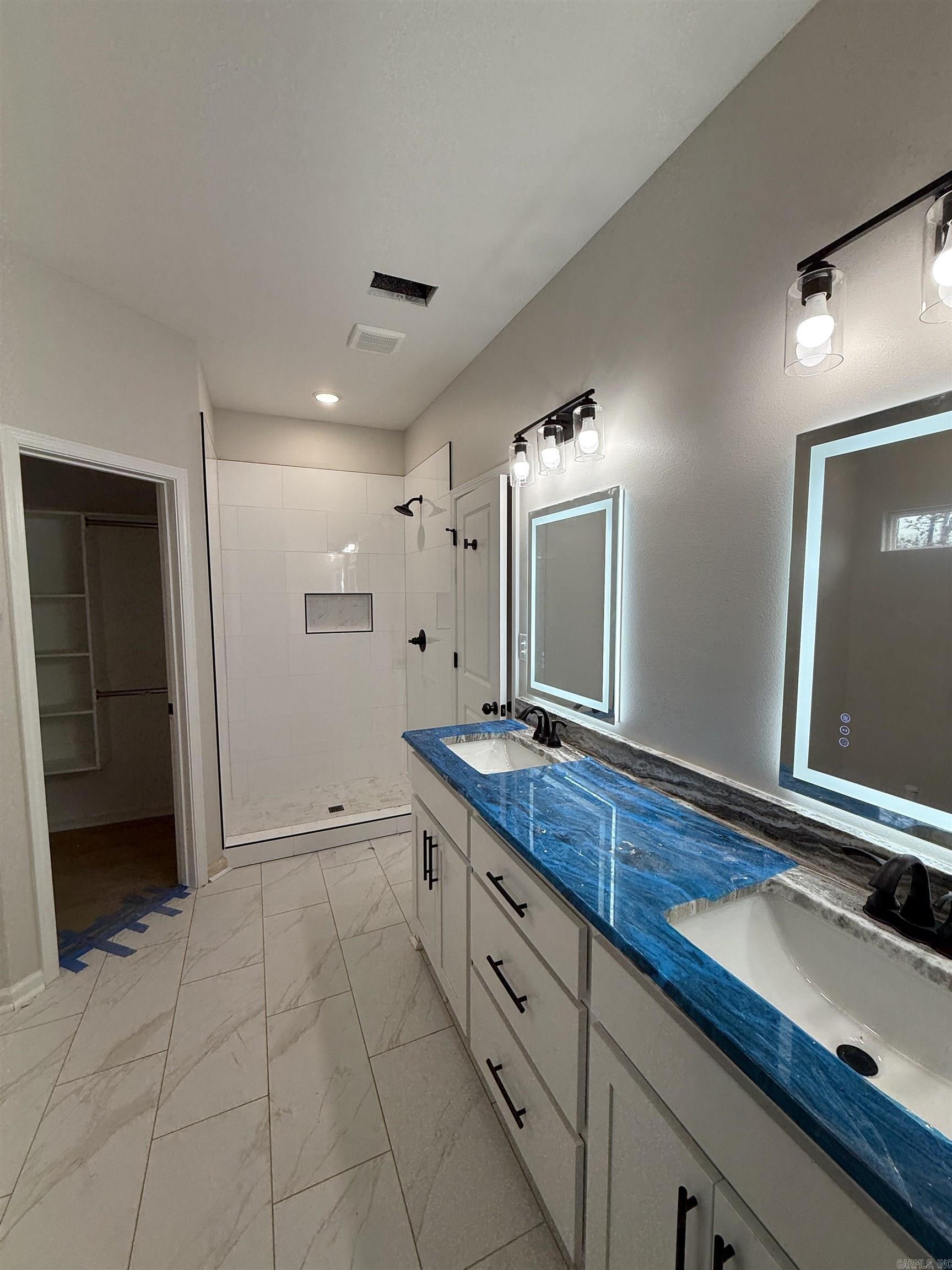 505 Madeleine  Austin, AR